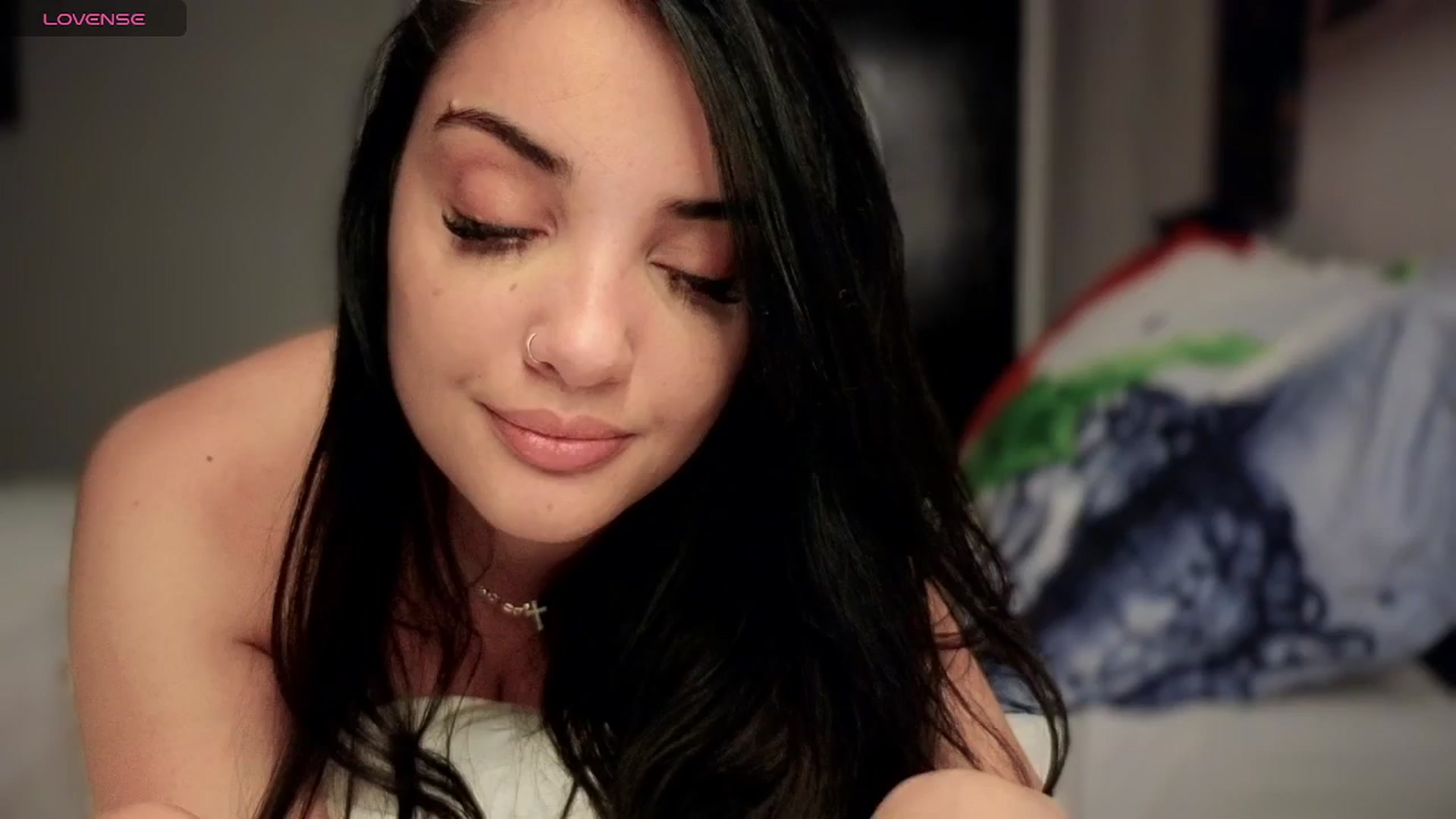 Gallery image thumbnail from loraine_doll's myfreecams stream on, 04/14/2025, 20:39 image 18 of 20