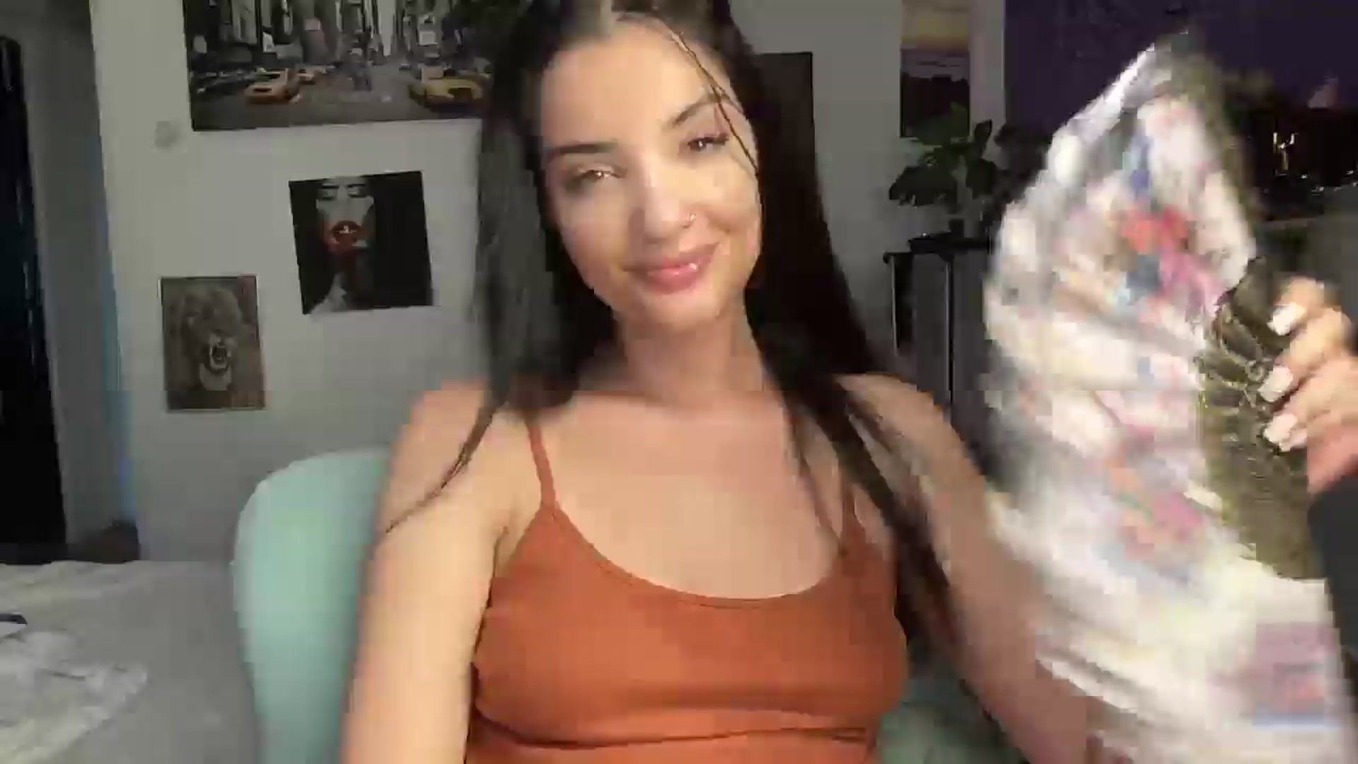 Gallery image thumbnail from loraine_doll's myfreecams stream on, 06/06/2025, 17:28 image 12 of 20
