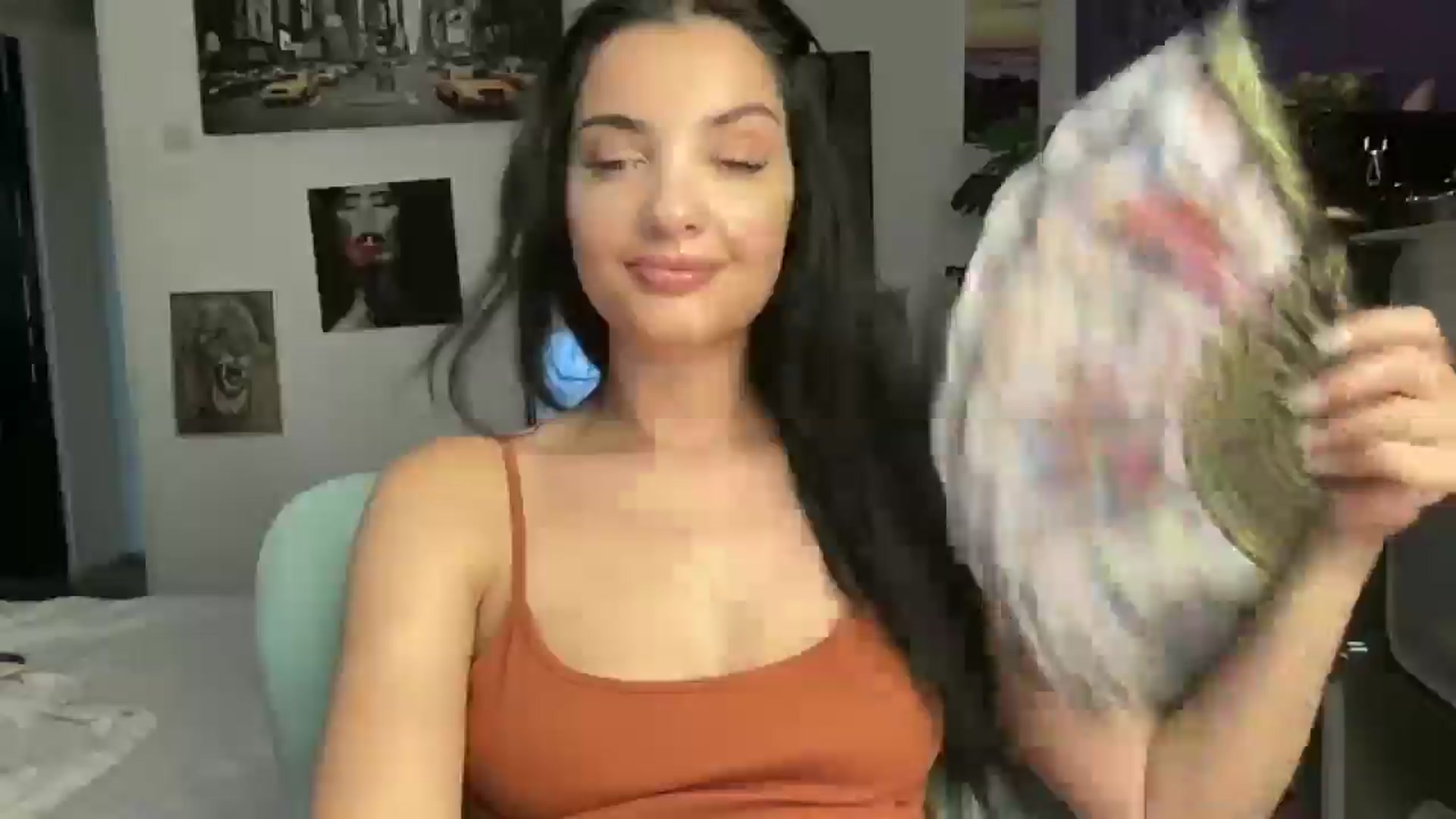 Gallery image thumbnail from loraine_doll's myfreecams stream on, 06/06/2025, 17:28 image 4 of 20