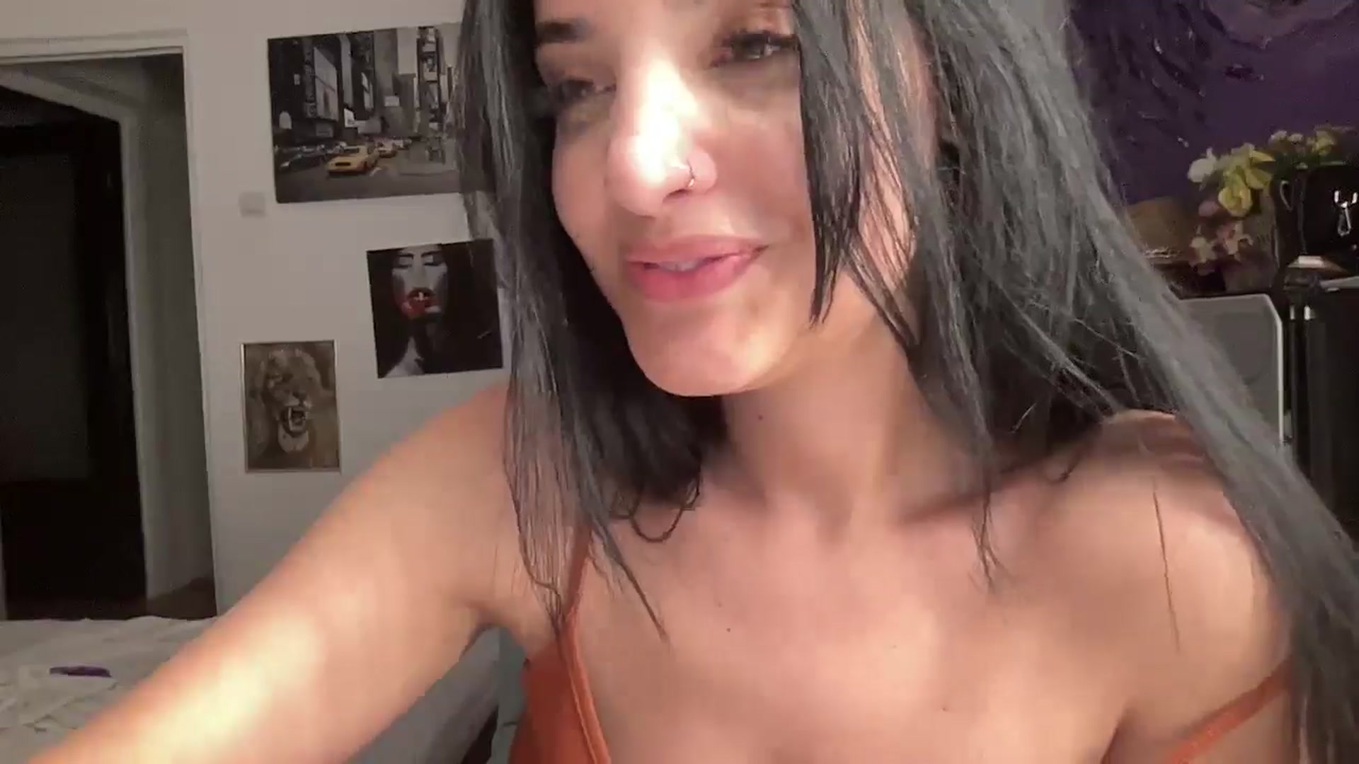 Gallery image thumbnail from loraine_doll's myfreecams stream on, 06/06/2025, 20:02 image 7 of 20