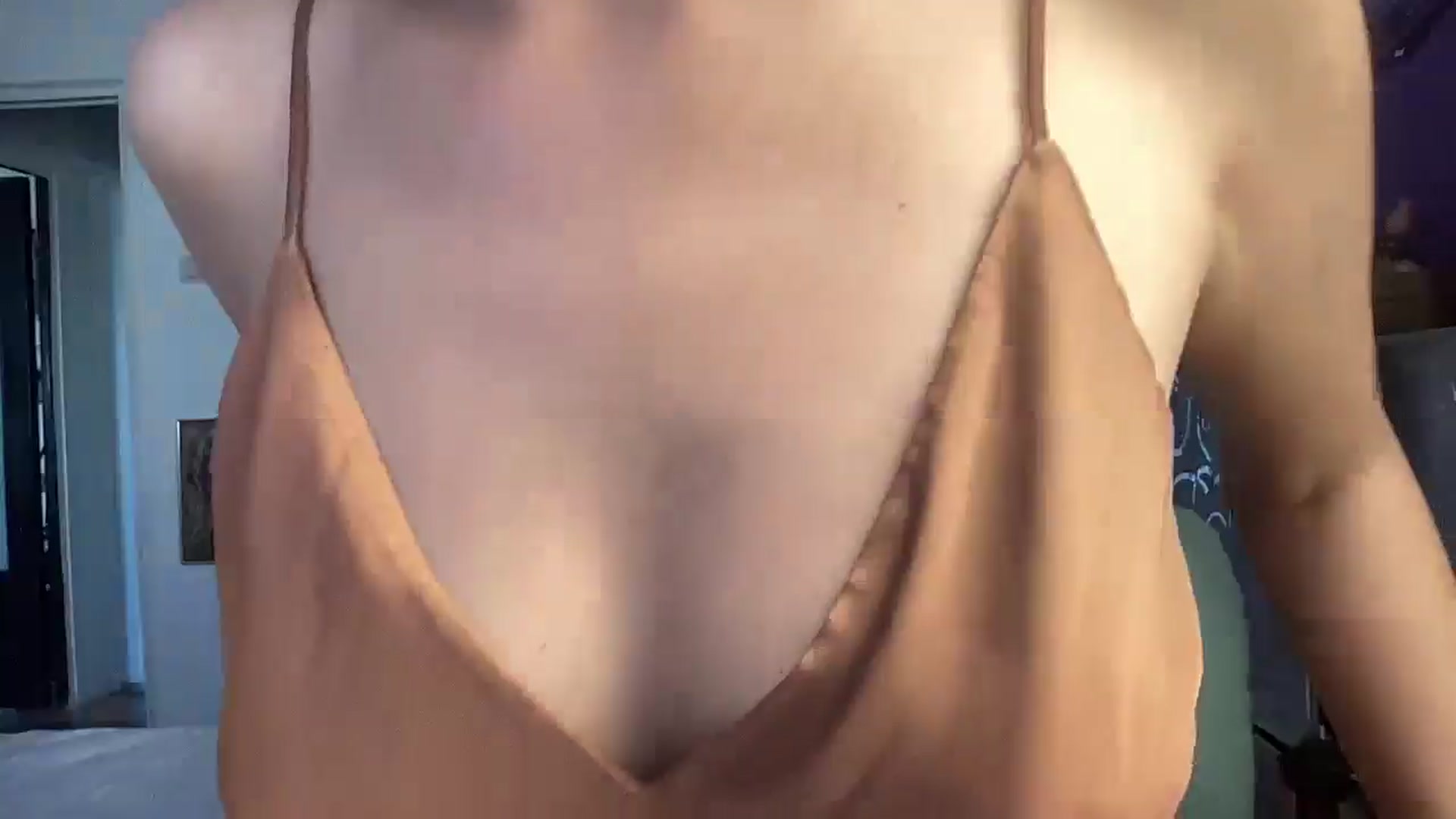 Gallery image thumbnail from loraine_doll's myfreecams stream on, 06/07/2025, 16:24 image 16 of 20