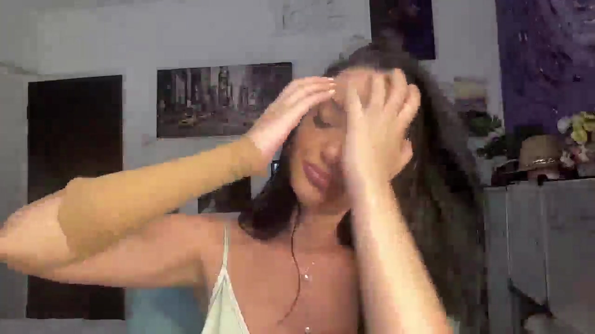 Gallery image thumbnail from loraine_doll's myfreecams stream on, 06/12/2025, 17:39 image 7 of 20