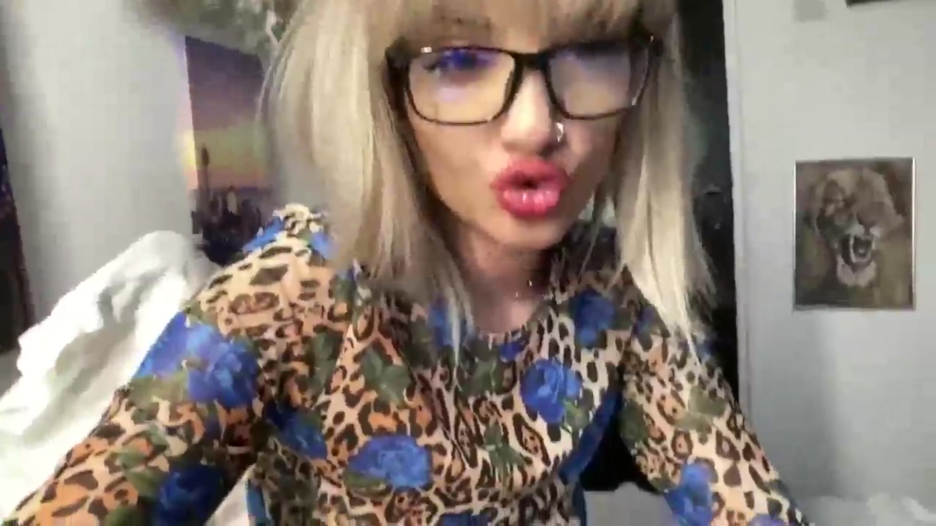 Gallery image thumbnail from loraine_doll's myfreecams stream on, 09/03/2025, 16:25 image 15 of 20