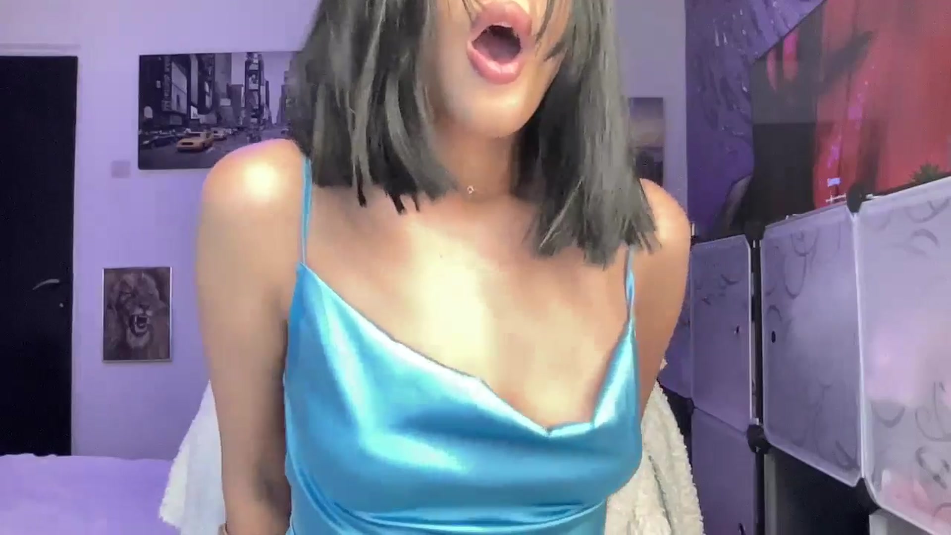 Gallery image thumbnail from loraine_doll's myfreecams stream on, 10/03/2025, 17:24 image 14 of 20