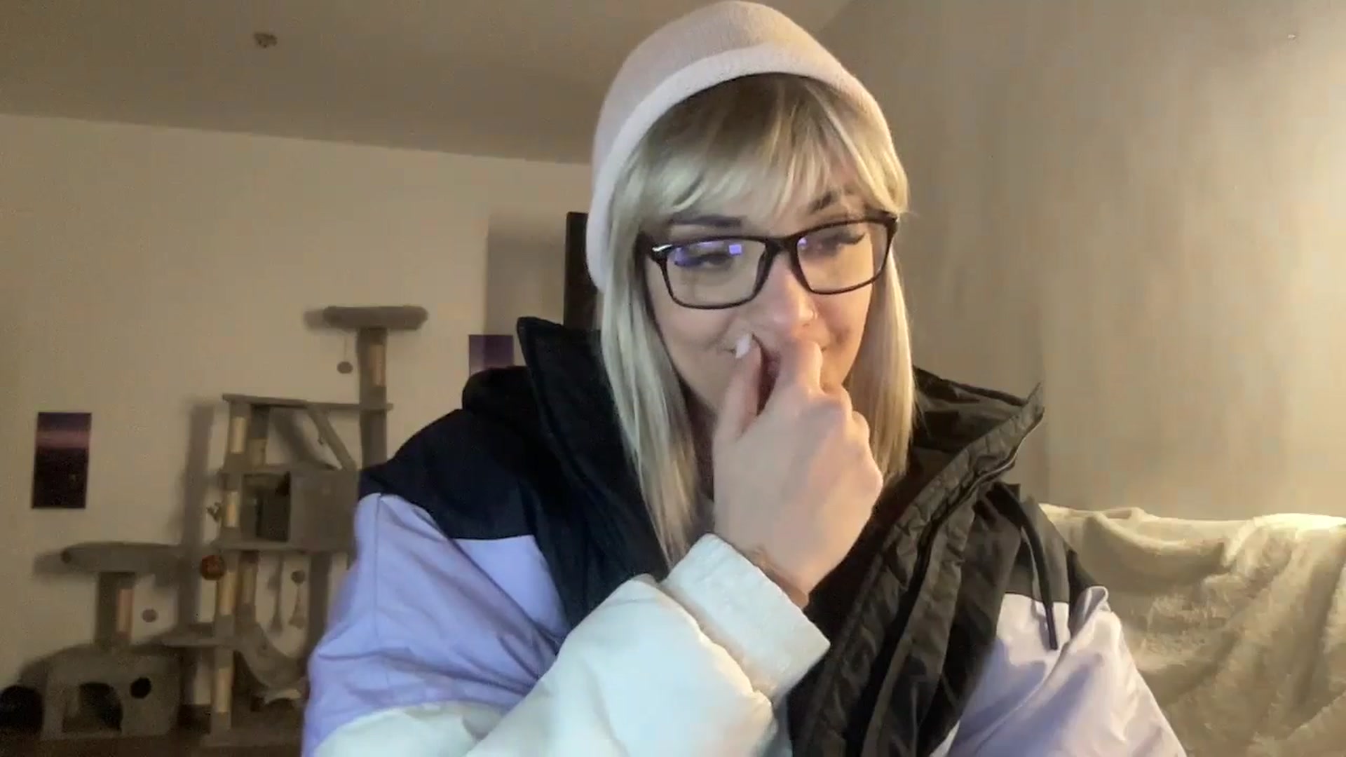 Gallery image thumbnail from loraine_doll's myfreecams stream on, 12/12/2025, 18:26 image 2 of 20