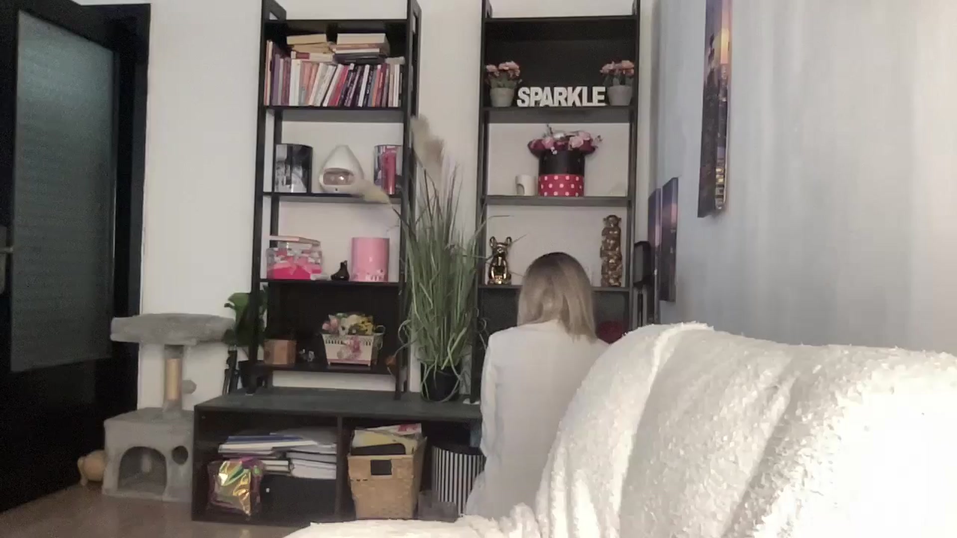 Gallery image thumbnail from loraine_doll's myfreecams stream on, 04/13/2026, 14:43 image 6 of 20