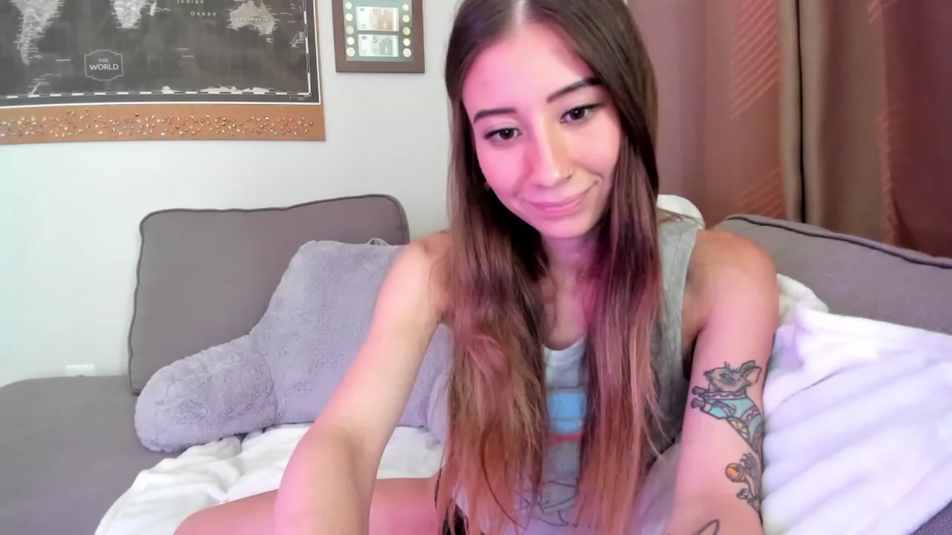 Gallery image thumbnail from lory_babygirl's myfreecams stream on, 07/04/2023, 15:01 image 2 of 20