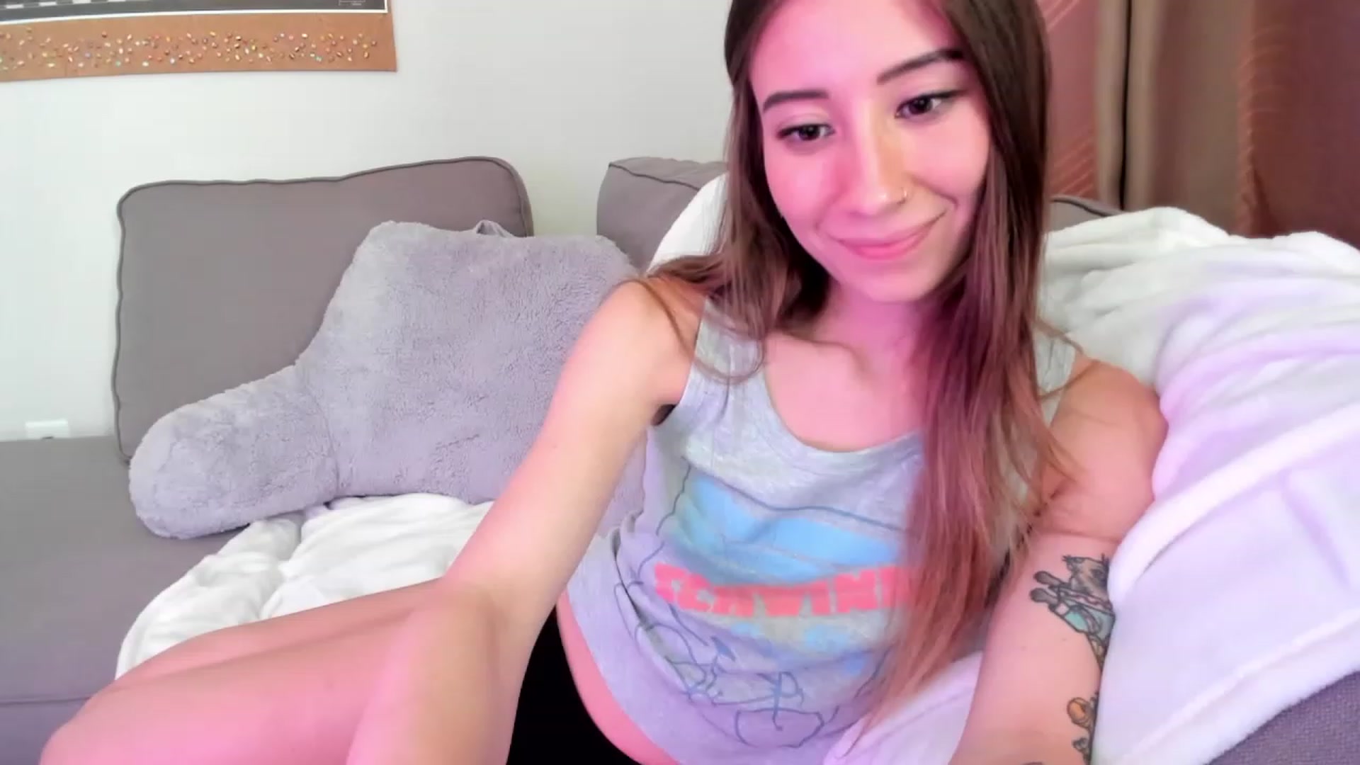 Gallery image thumbnail from lory_babygirl's myfreecams stream on, 07/04/2023, 15:01 image 20 of 20