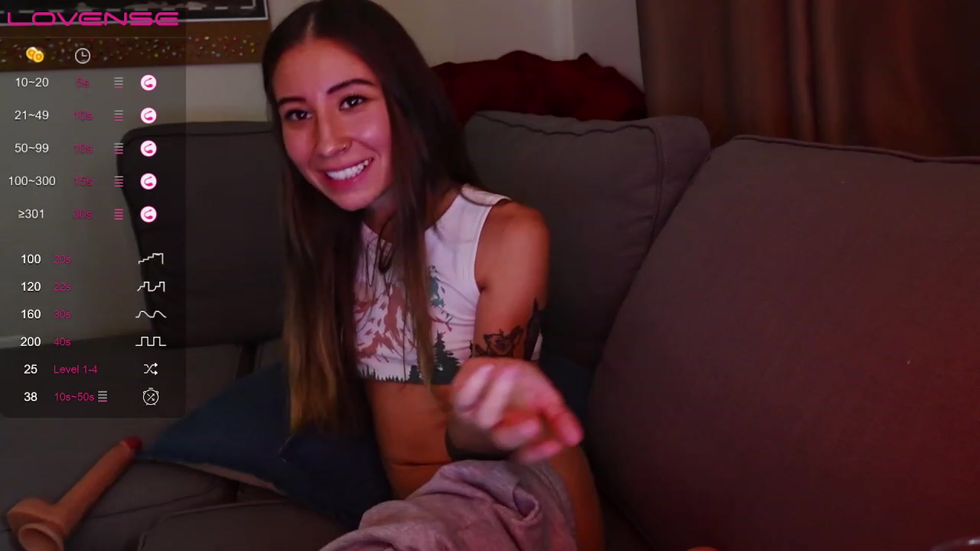 Gallery image thumbnail from lory_babygirl's myfreecams stream on, 07/19/2023, 21:27 image 9 of 20
