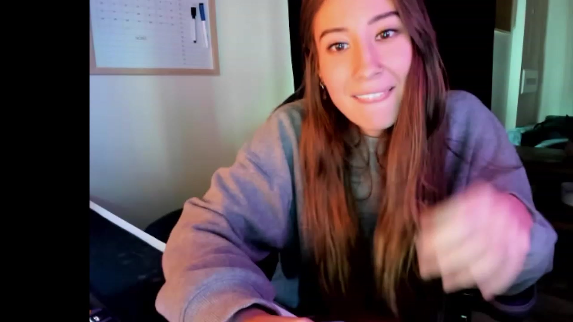 Gallery image thumbnail from lory_babygirl's myfreecams stream on, 08/30/2023, 16:05 image 9 of 20