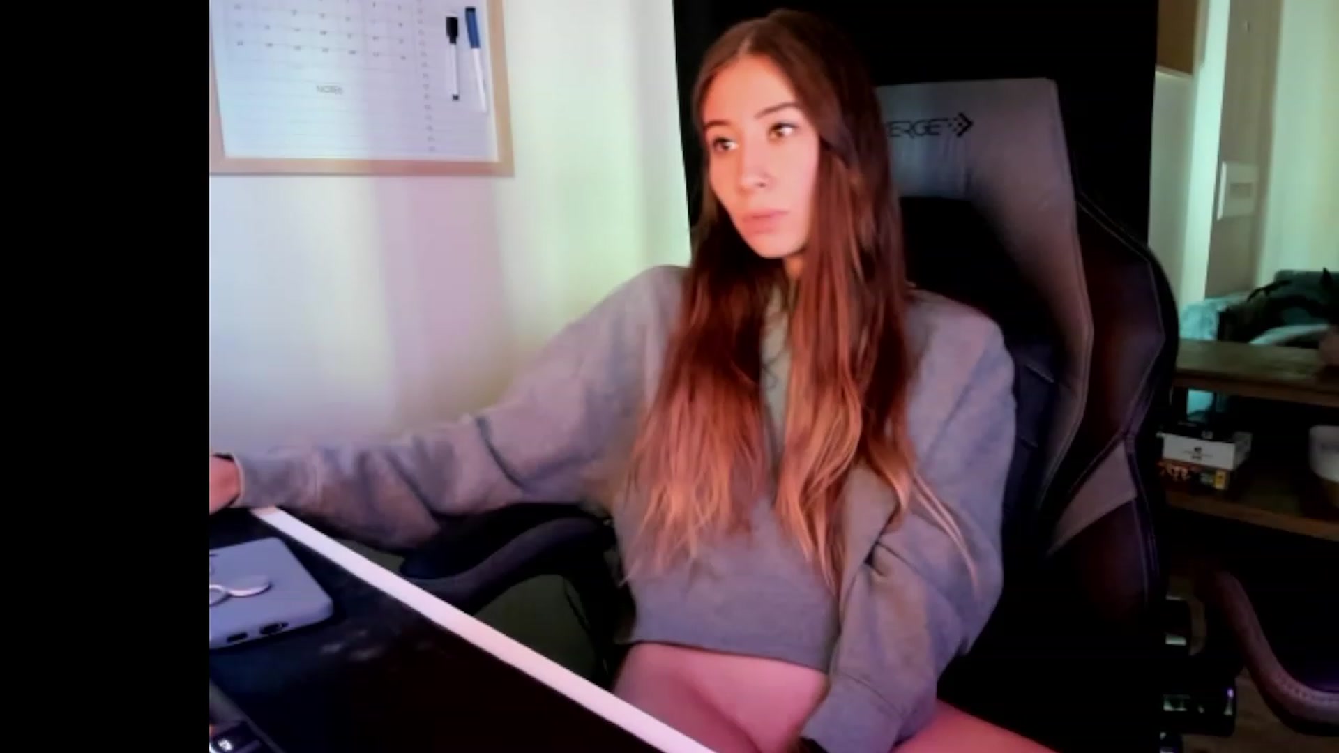 Gallery image thumbnail from lory_babygirl's myfreecams stream on, 08/30/2023, 16:05 image 1 of 20