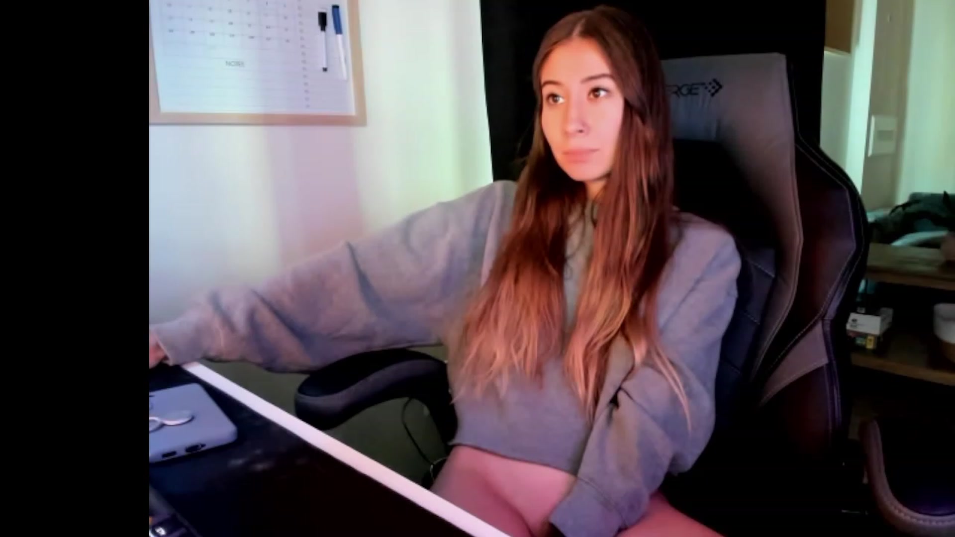 Gallery image thumbnail from lory_babygirl's myfreecams stream on, 08/30/2023, 16:05 image 2 of 20
