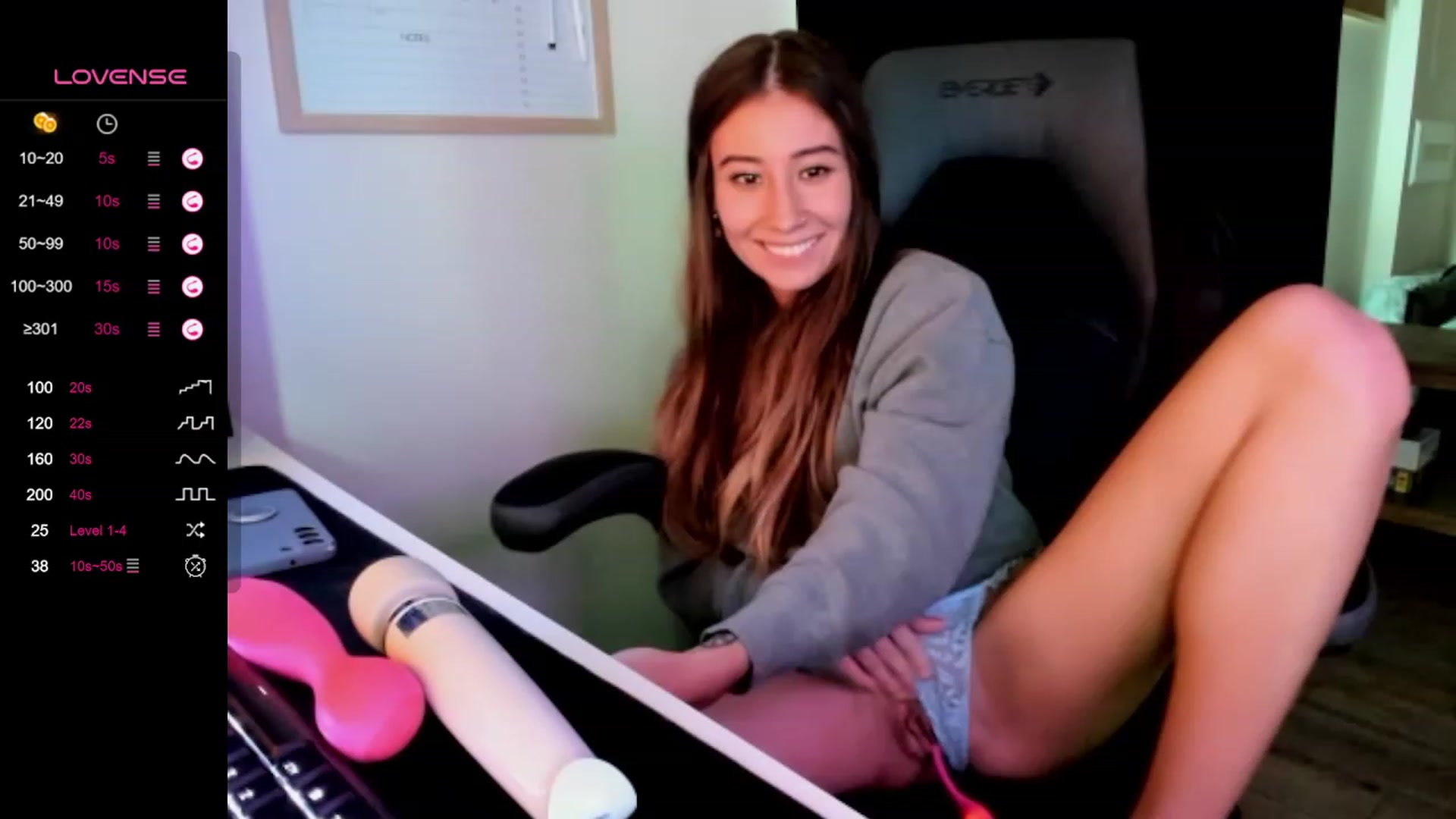 Gallery image thumbnail from lory_babygirl's myfreecams stream on, 08/30/2023, 19:09 image 20 of 20