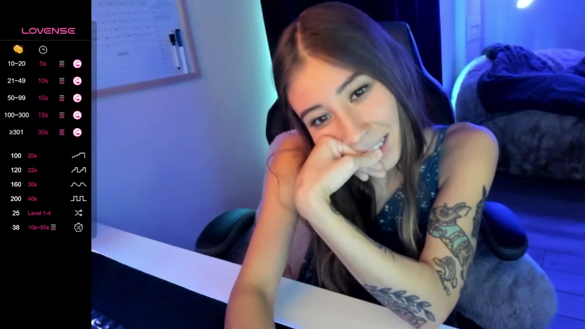 Gallery image thumbnail from lory_babygirl's myfreecams stream on, 09/07/2023, 17:33 image 14 of 20