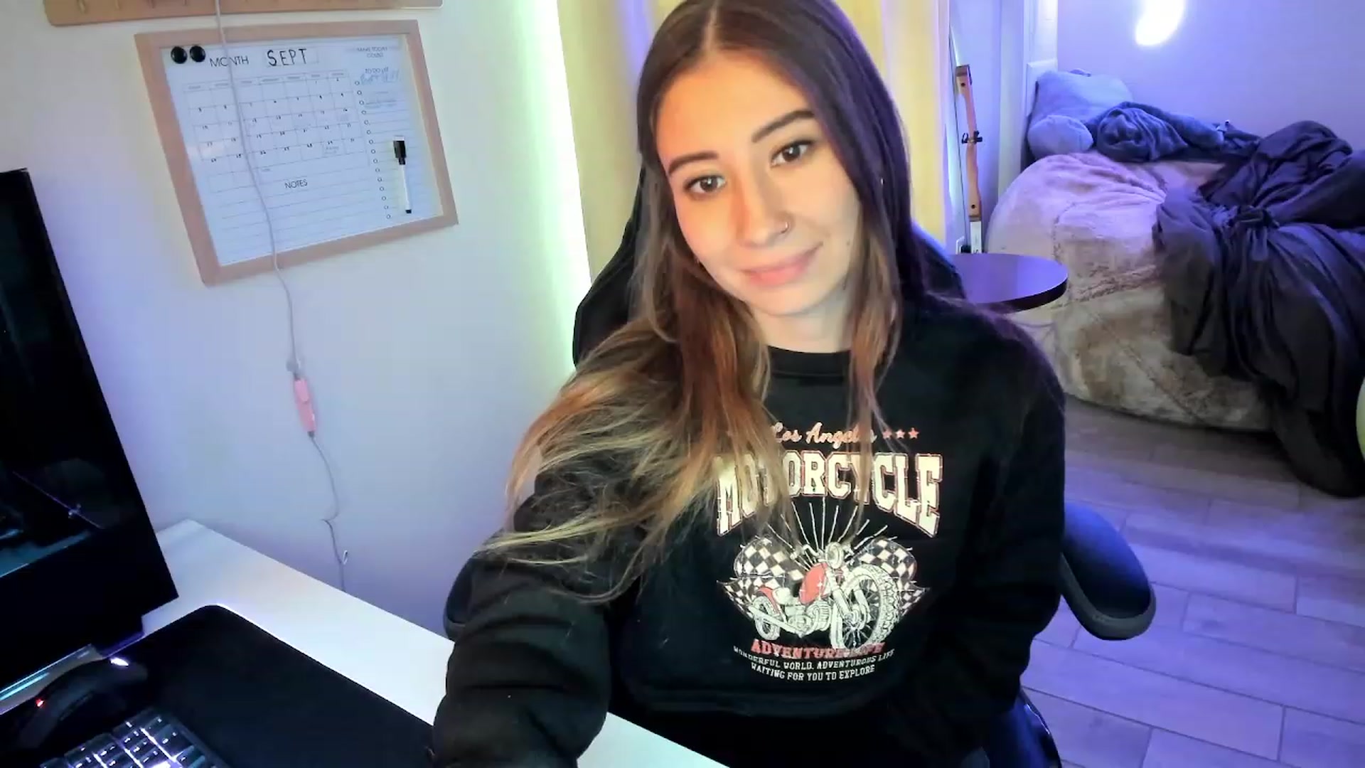 Gallery image thumbnail from lory_babygirl's myfreecams stream on, 09/12/2023, 17:00 image 15 of 20