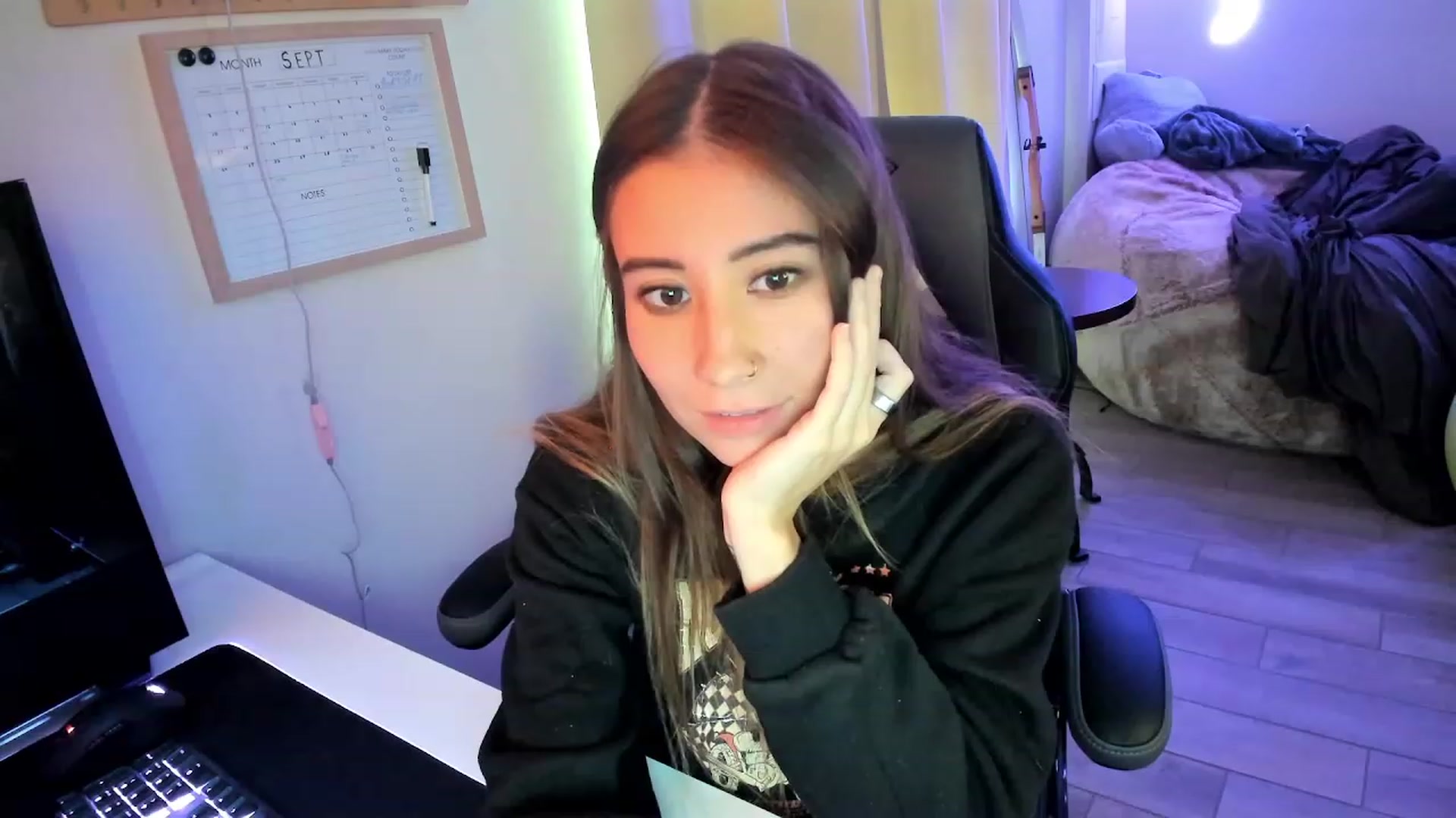 Gallery image thumbnail from lory_babygirl's myfreecams stream on, 09/12/2023, 20:03 image 1 of 20