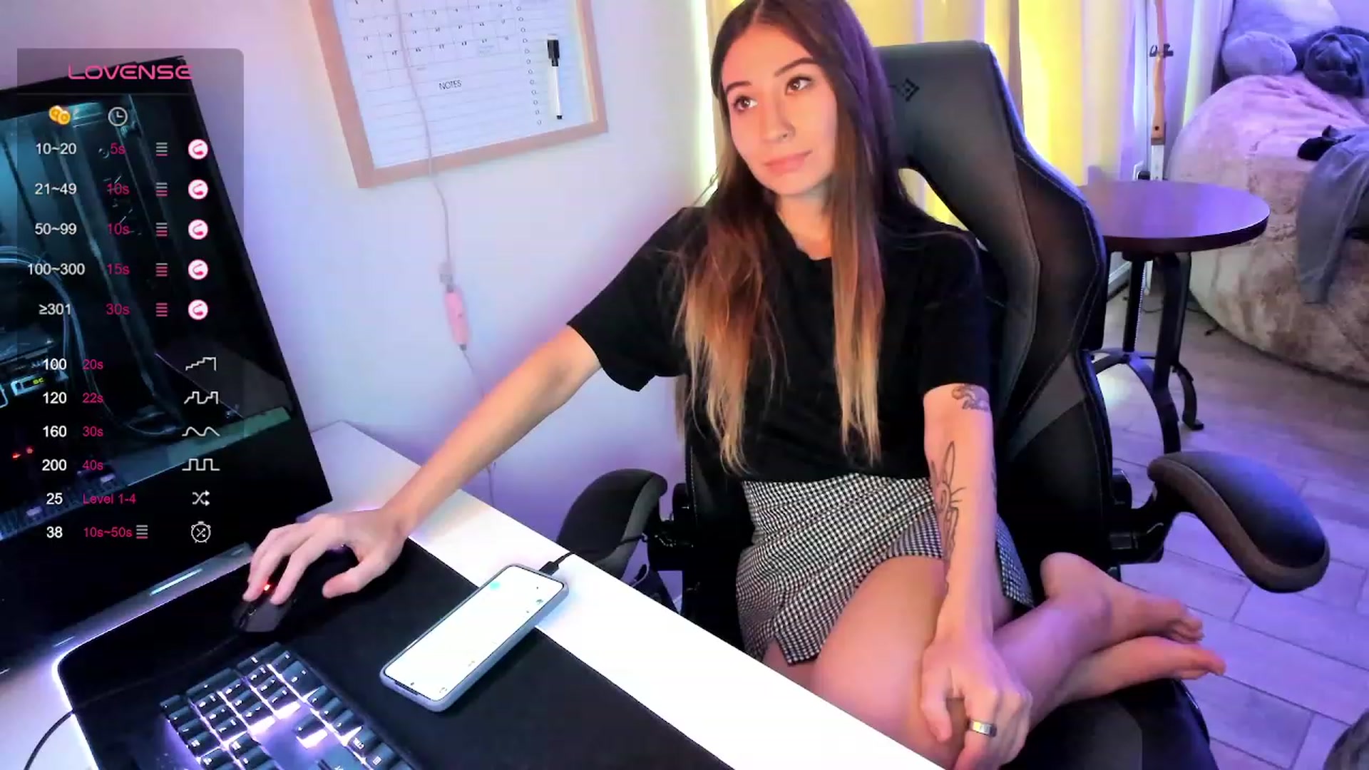 Gallery image thumbnail from lory_babygirl's myfreecams stream on, 09/13/2023, 15:27 image 3 of 20
