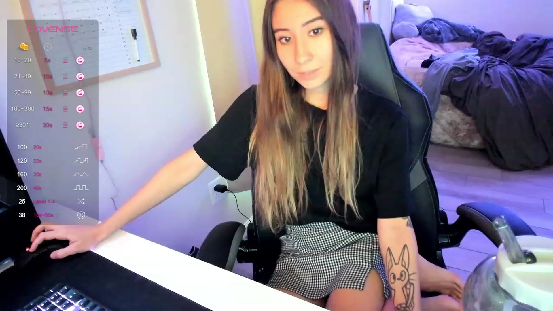 Gallery image thumbnail from lory_babygirl's myfreecams stream on, 09/13/2023, 17:34 image 8 of 20