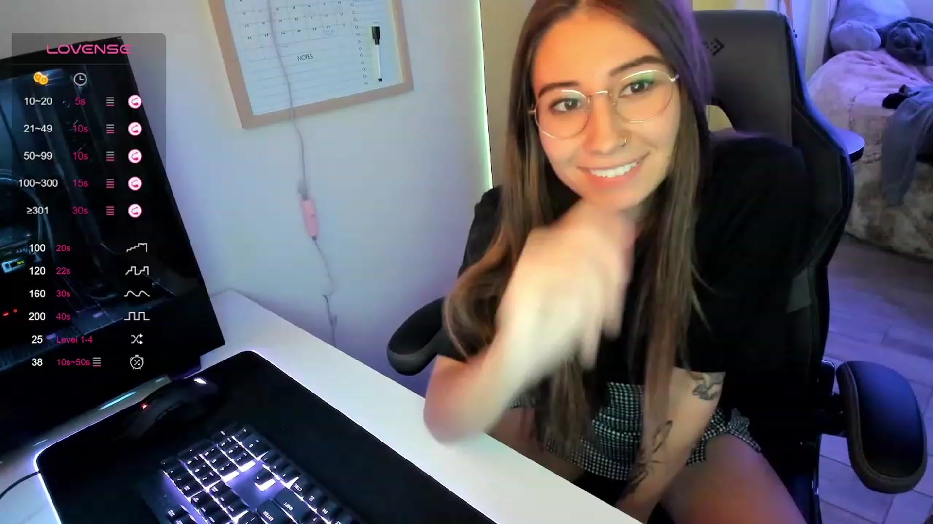 Gallery image thumbnail from lory_babygirl's myfreecams stream on, 09/13/2023, 18:30 image 12 of 20
