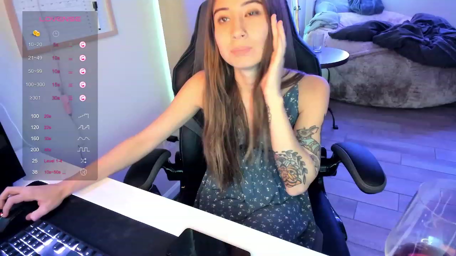 Gallery image thumbnail from lory_babygirl's myfreecams stream on, 09/15/2023, 20:01 image 10 of 20