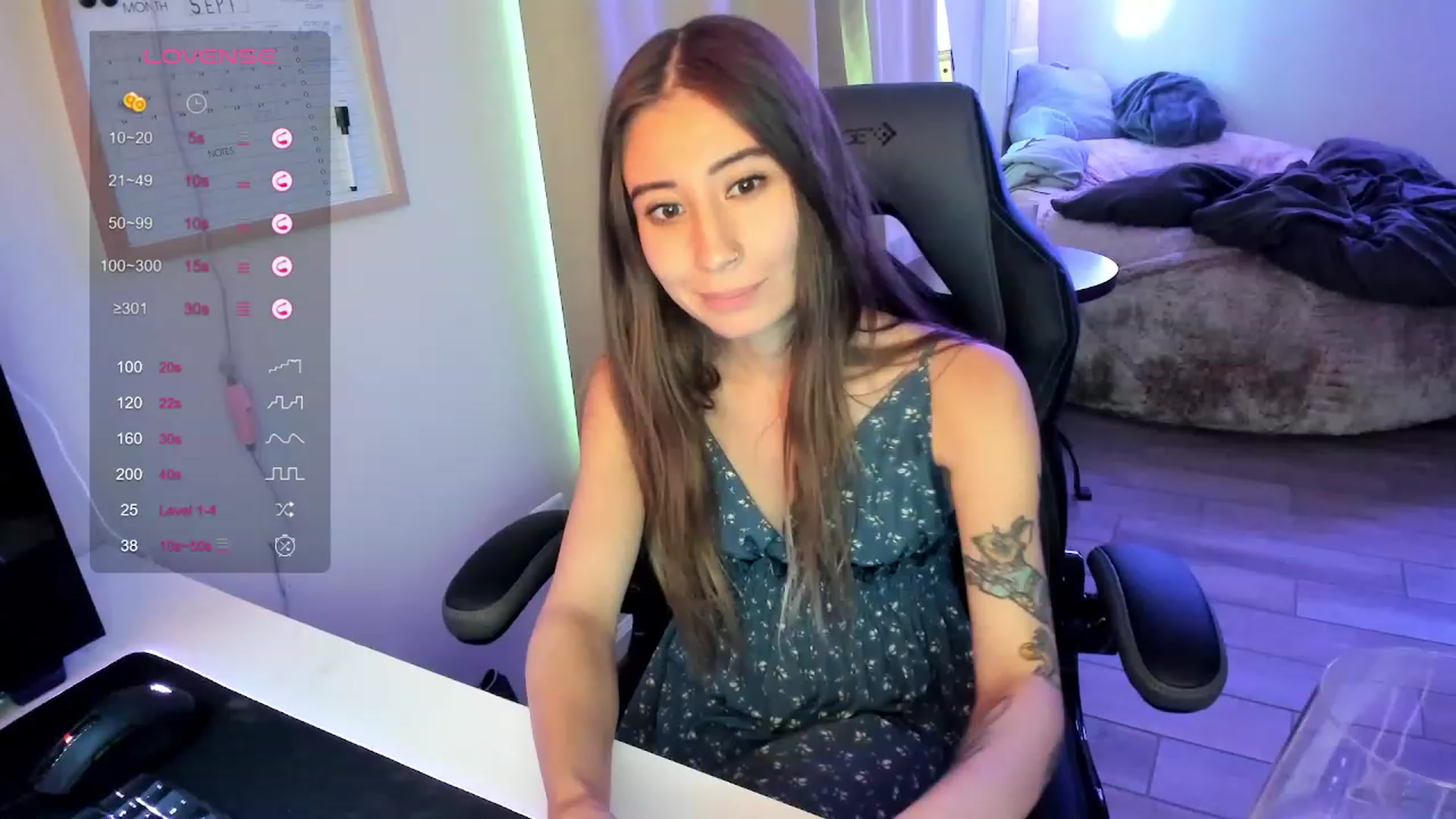 Gallery image thumbnail from lory_babygirl's myfreecams stream on, 09/15/2023, 20:01 image 6 of 20