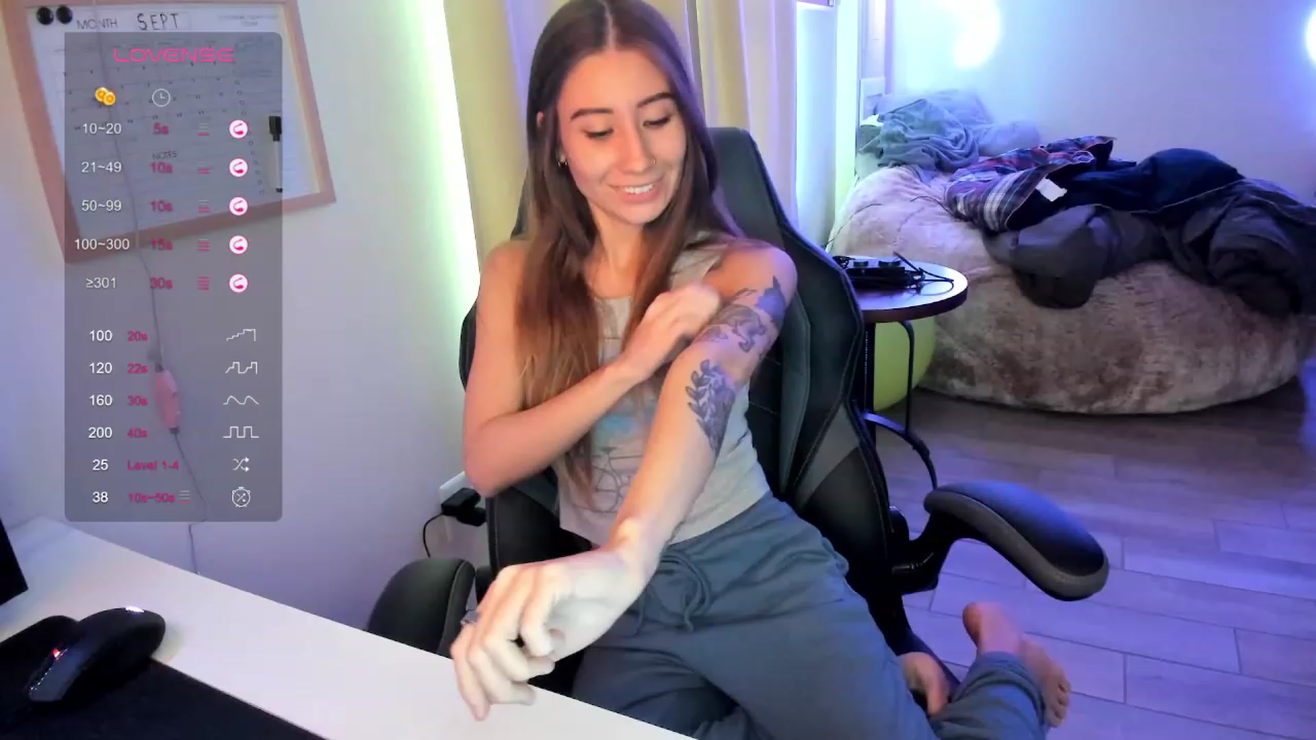 Gallery image thumbnail from lory_babygirl's myfreecams stream on, 09/20/2023, 15:18 image 17 of 20
