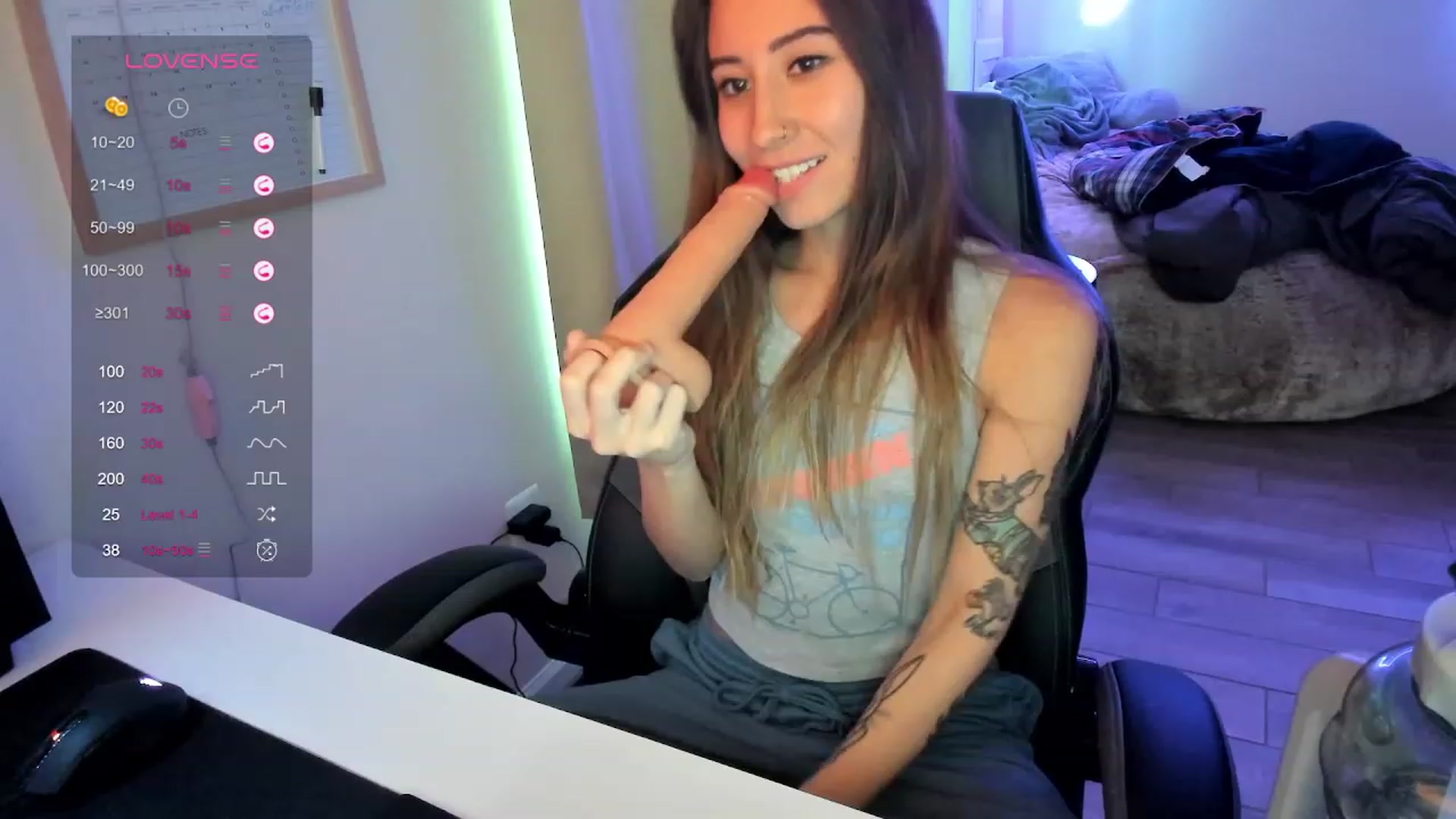 Gallery image thumbnail from lory_babygirl's myfreecams stream on, 09/20/2023, 18:07 image 19 of 20
