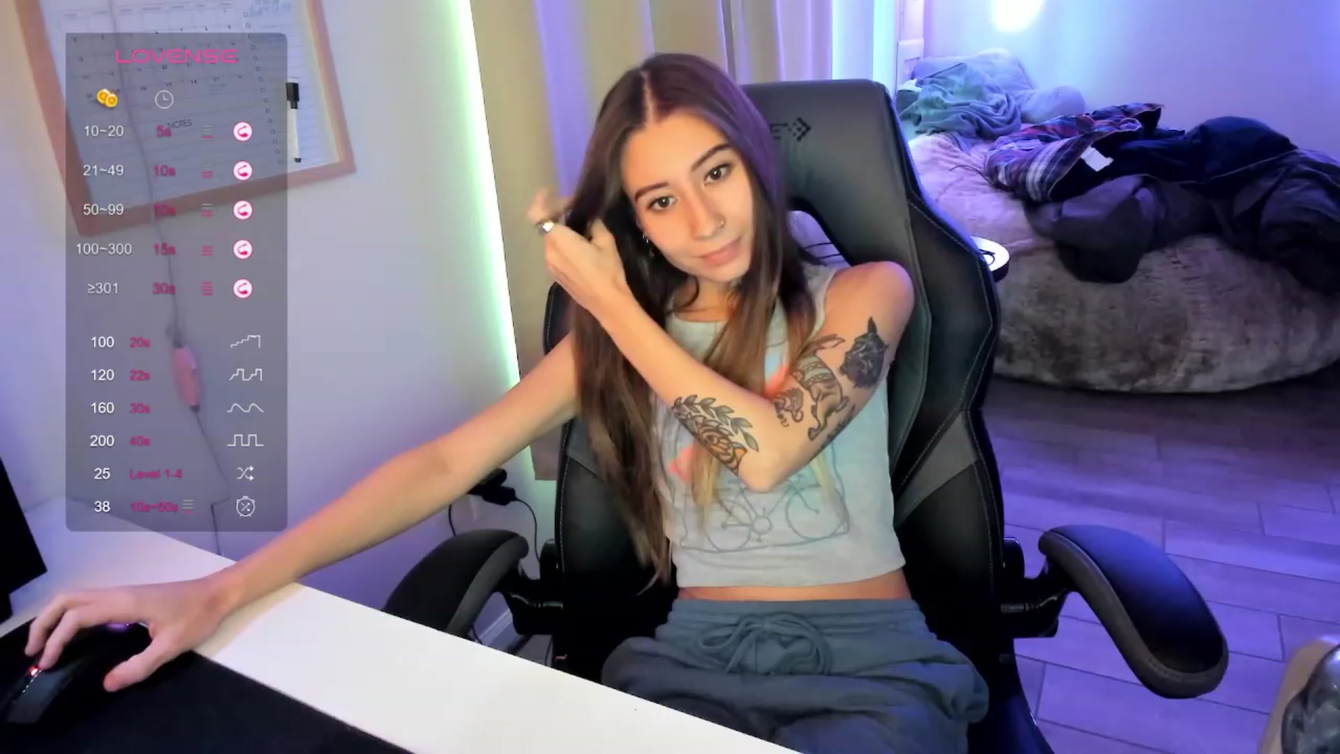 Gallery image thumbnail from lory_babygirl's myfreecams stream on, 09/20/2023, 18:07 image 11 of 20