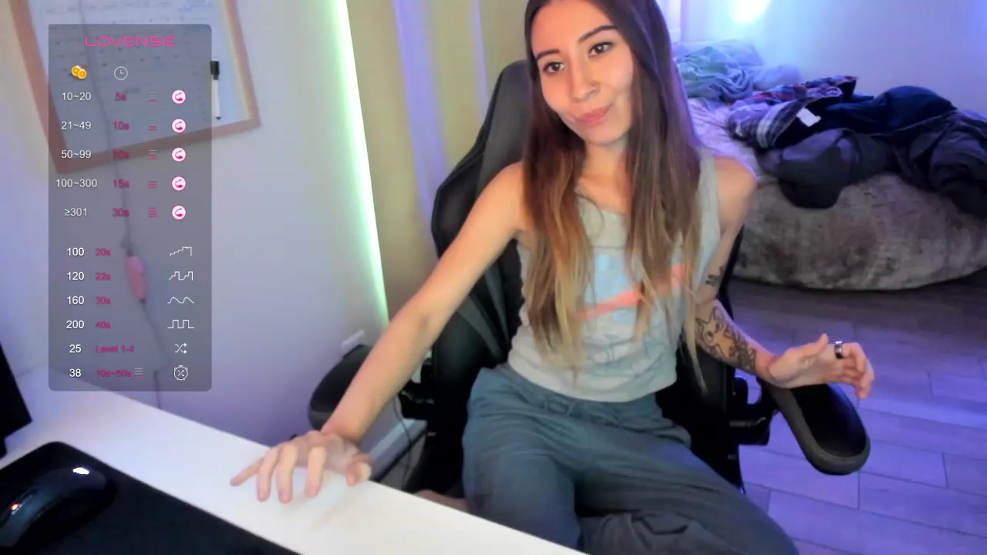 Gallery image thumbnail from lory_babygirl's myfreecams stream on, 09/20/2023, 18:07 image 6 of 20