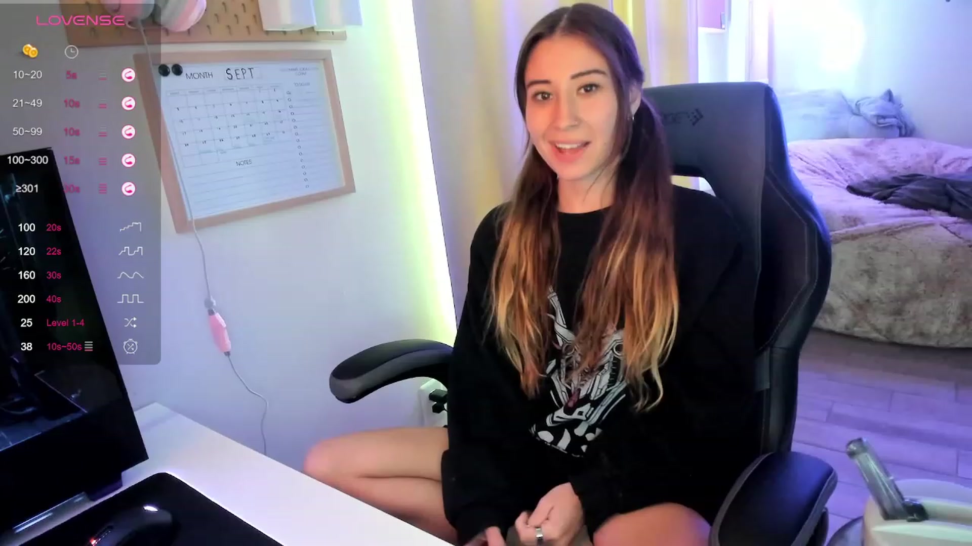 Gallery image thumbnail from lory_babygirl's myfreecams stream on, 09/28/2023, 20:32 image 11 of 20