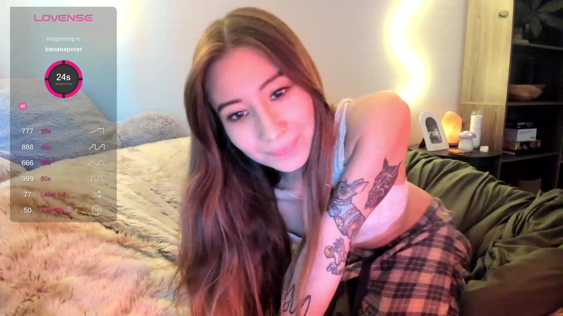Gallery image thumbnail from lory_babygirl's myfreecams stream on, 10/04/2023, 17:19 image 8 of 20
