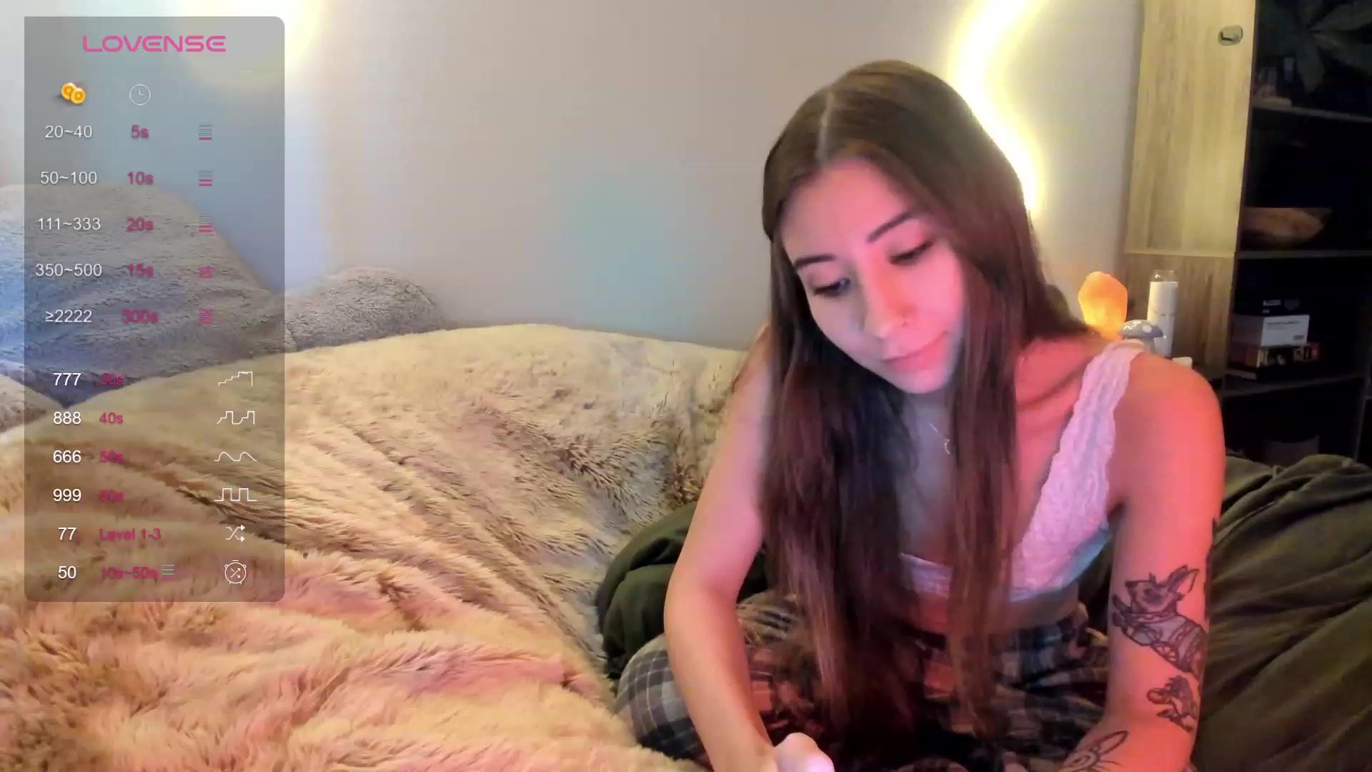 Gallery image thumbnail from lory_babygirl's myfreecams stream on, 10/04/2023, 17:19 image 6 of 20