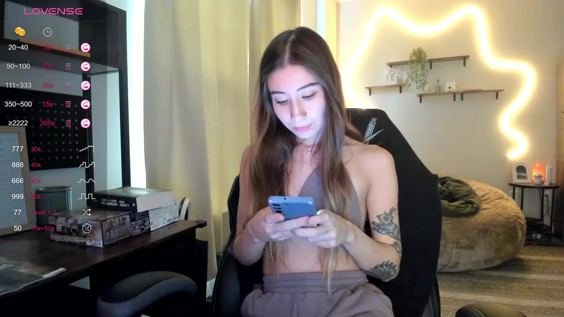 Gallery image thumbnail from lory_babygirl's myfreecams stream on, 10/17/2023, 17:18 image 8 of 20