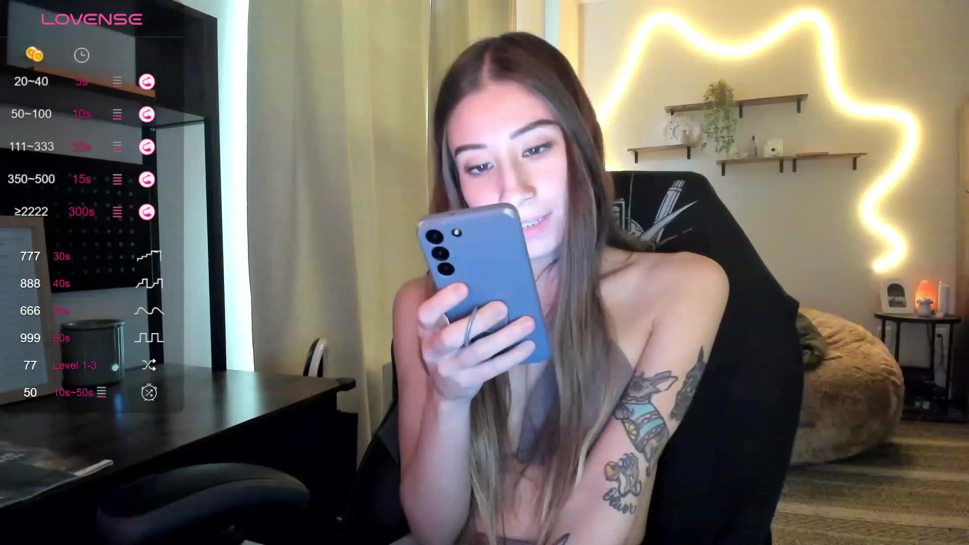 Gallery image thumbnail from lory_babygirl's myfreecams stream on, 10/17/2023, 17:18 image 3 of 20
