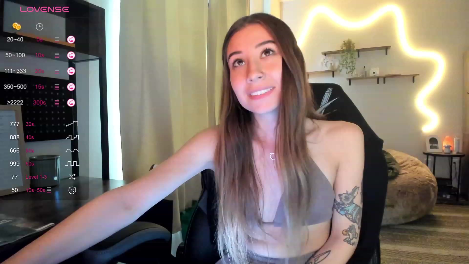 Gallery image thumbnail from lory_babygirl's myfreecams stream on, 10/17/2023, 17:18 image 4 of 20