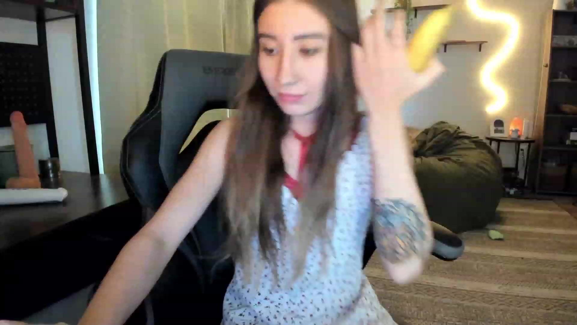 Gallery image thumbnail from lory_babygirl's myfreecams stream on, 10/19/2023, 20:36 image 5 of 20