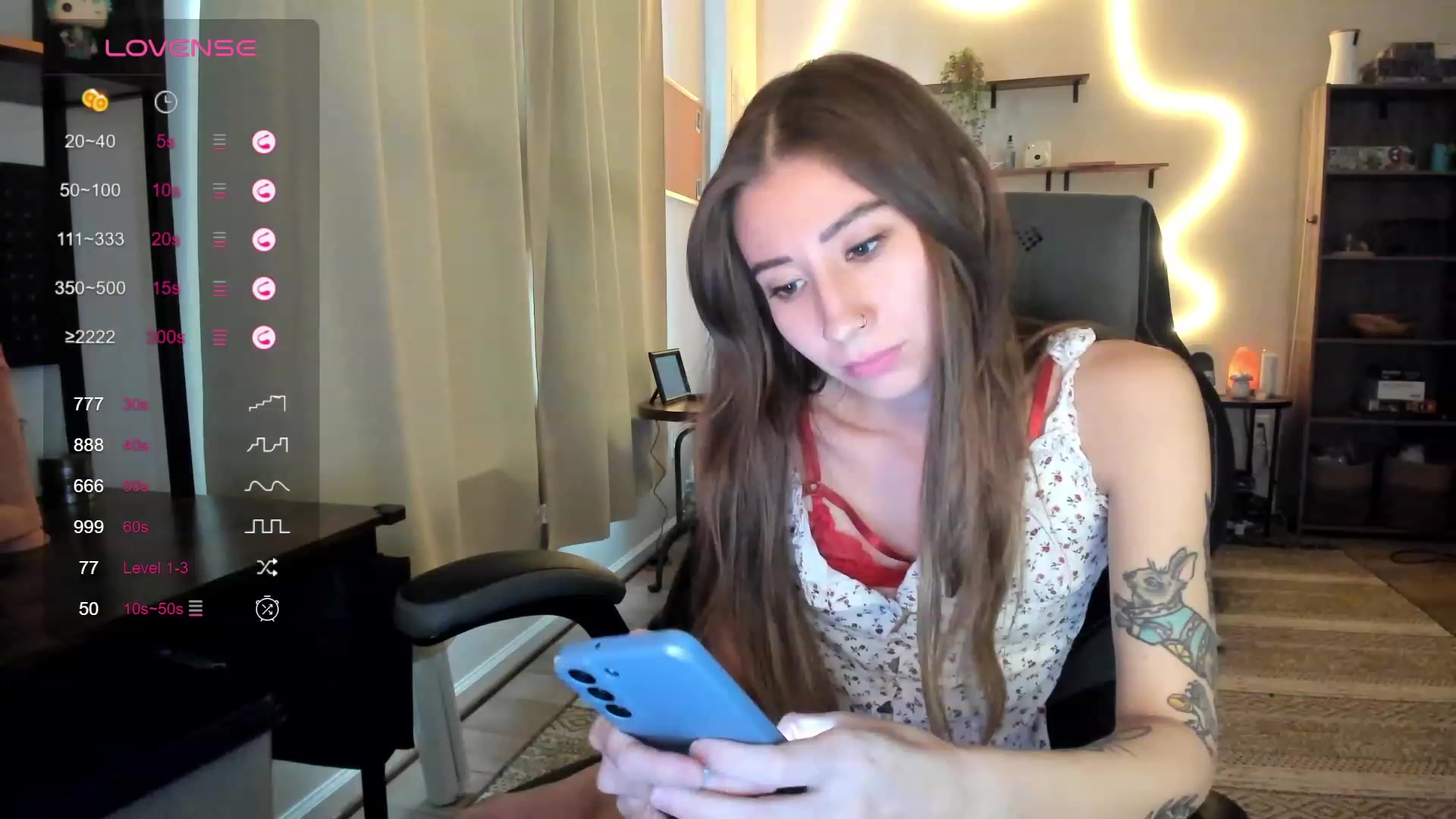 Gallery image thumbnail from lory_babygirl's myfreecams stream on, 10/19/2023, 20:36 image 11 of 20