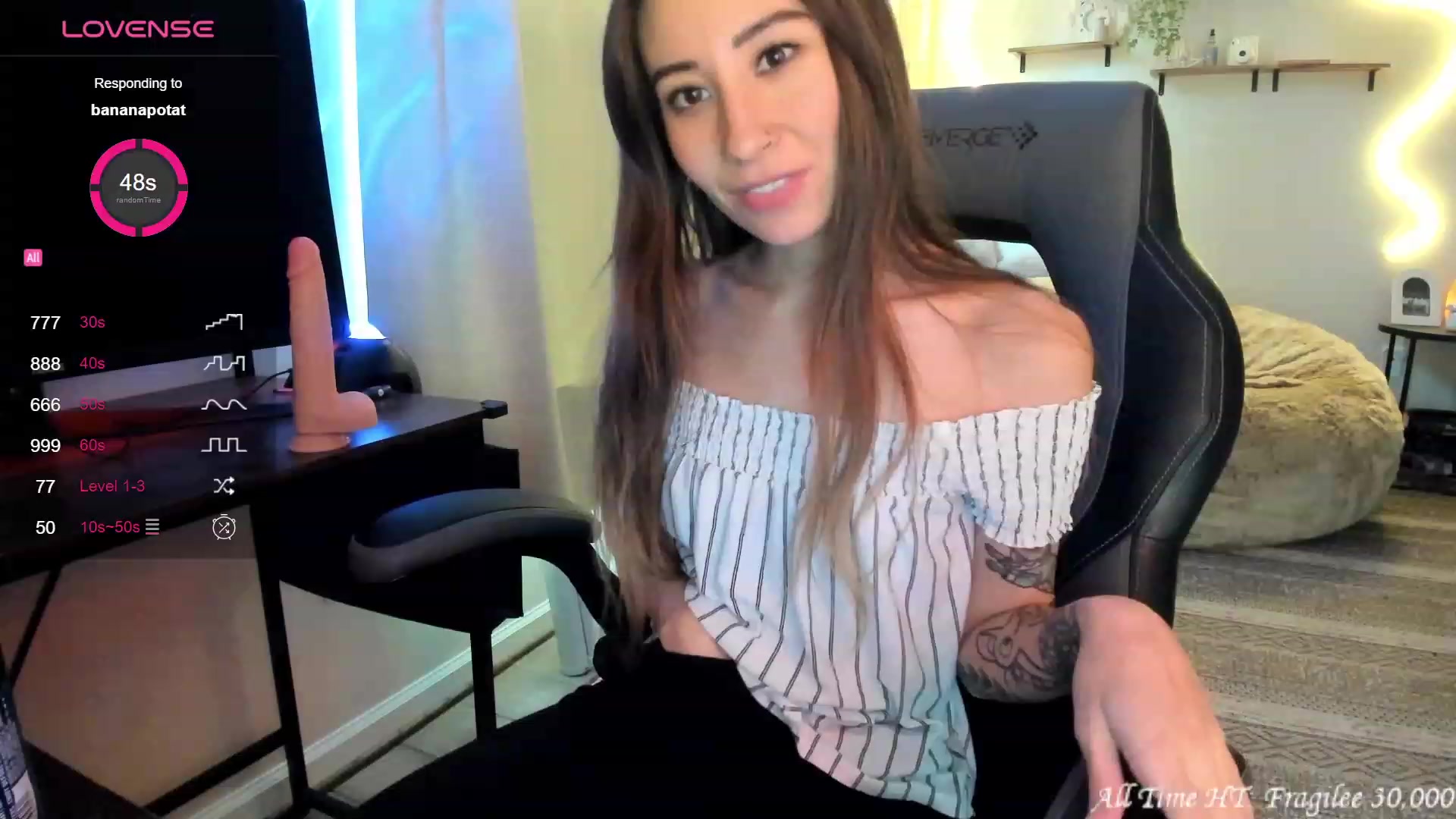 Gallery image thumbnail from lory_babygirl's myfreecams stream on, 10/20/2023, 19:18 image 11 of 20