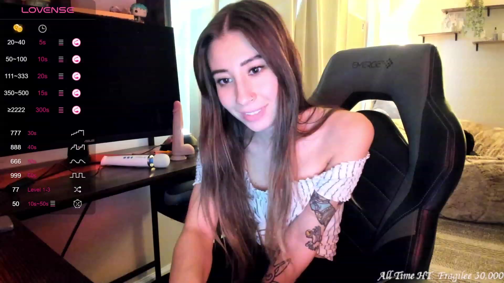 Gallery image thumbnail from lory_babygirl's myfreecams stream on, 10/20/2023, 21:16 image 8 of 20