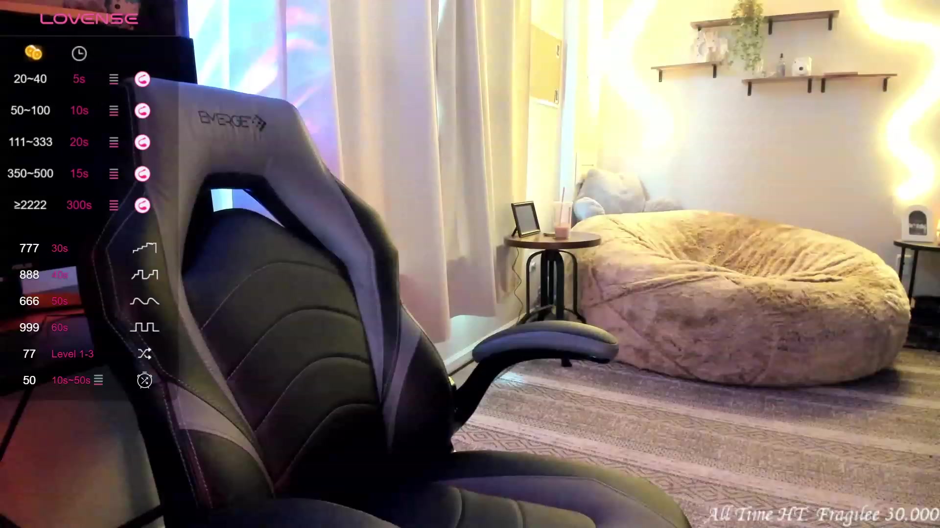 Gallery image thumbnail from lory_babygirl's myfreecams stream on, 10/20/2023, 21:16 image 6 of 20