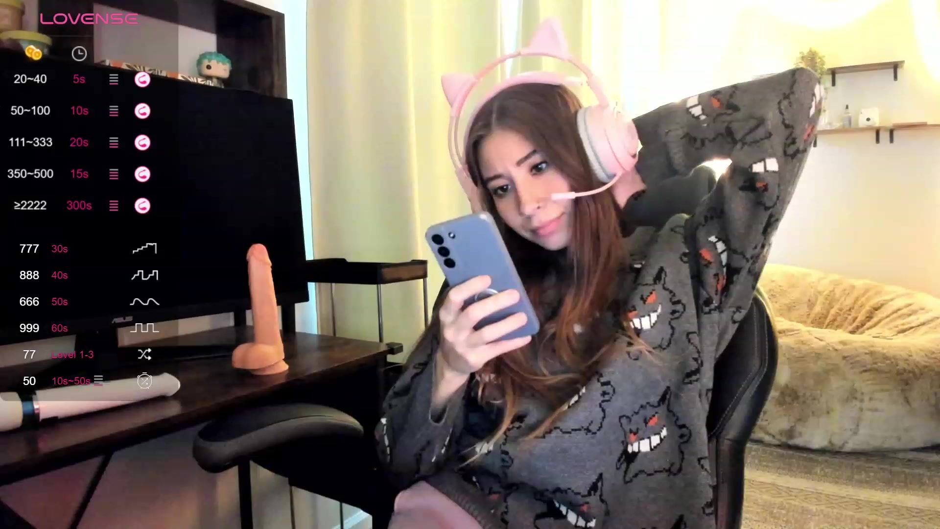 Gallery image thumbnail from lory_babygirl's myfreecams stream on, 10/24/2023, 18:26 image 14 of 20