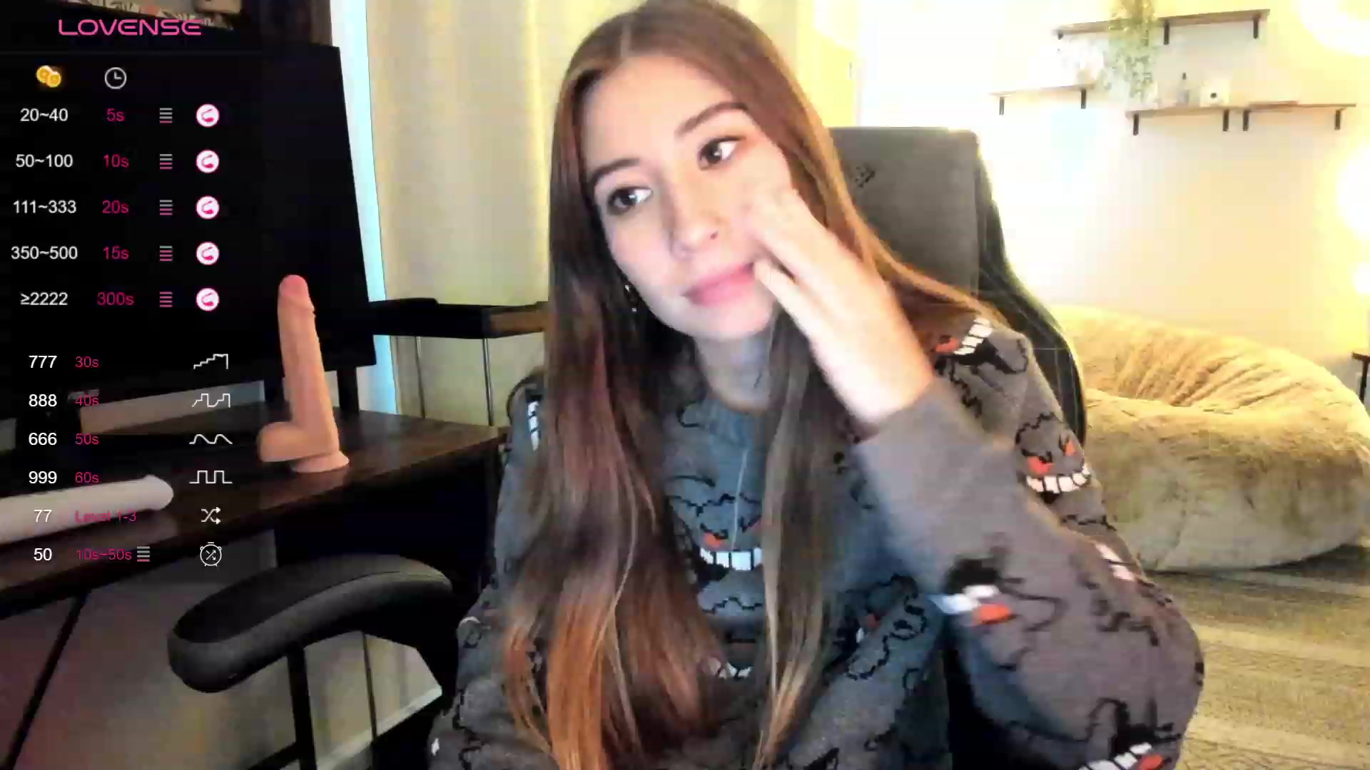 Gallery image thumbnail from lory_babygirl's myfreecams stream on, 10/24/2023, 19:19 image 7 of 20