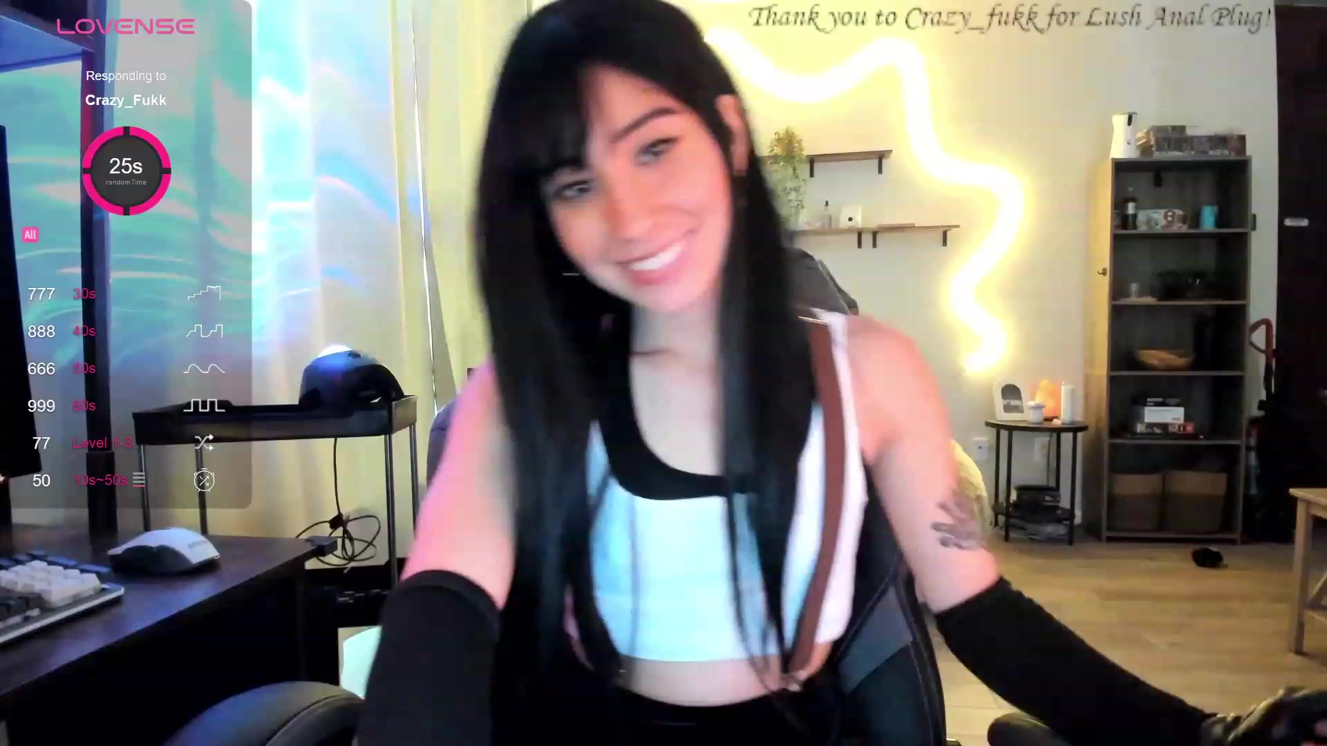 Gallery image thumbnail from lory_babygirl's myfreecams stream on, 10/31/2023, 17:03 image 14 of 20