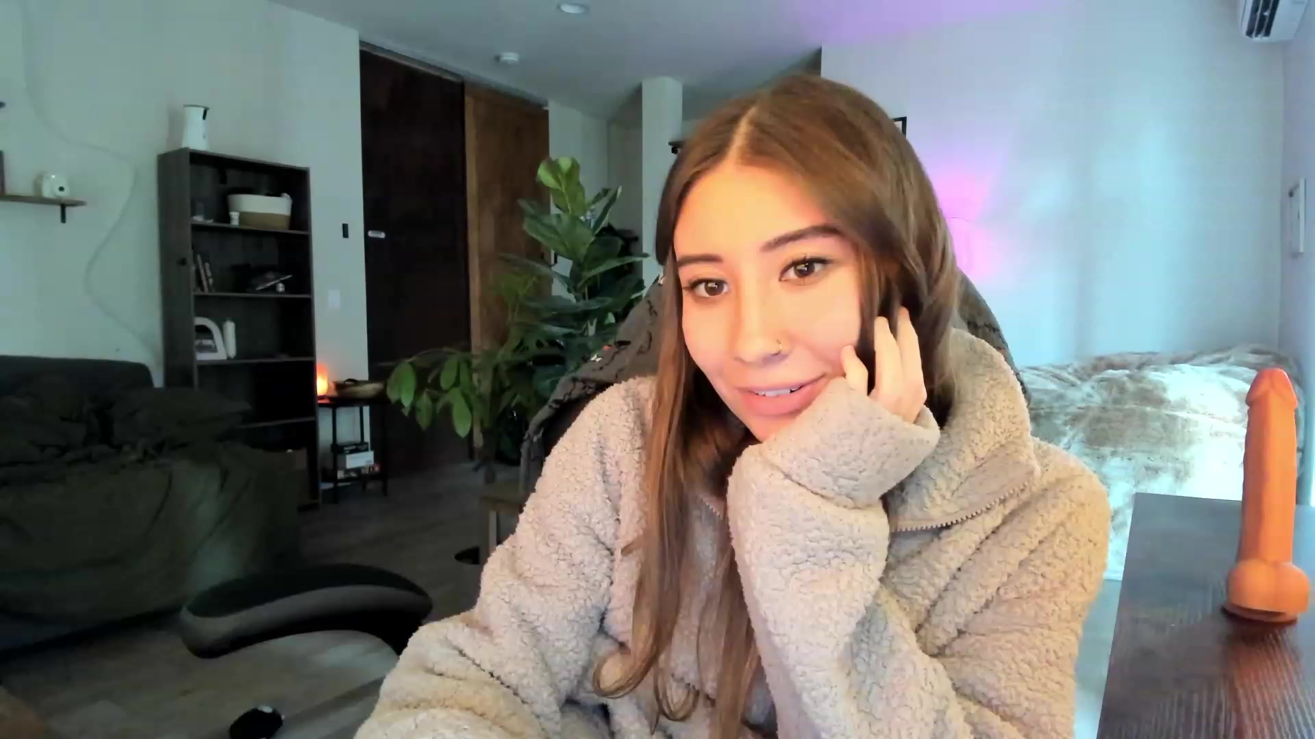 Gallery image thumbnail from lory_babygirl's myfreecams stream on, 11/15/2023, 18:47 image 9 of 20