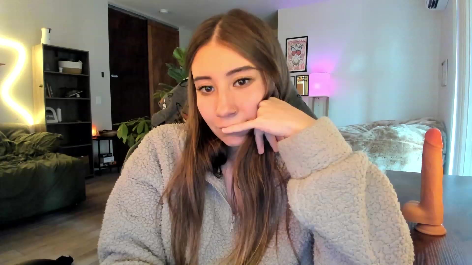 Gallery image thumbnail from lory_babygirl's myfreecams stream on, 11/15/2023, 18:47 image 17 of 20