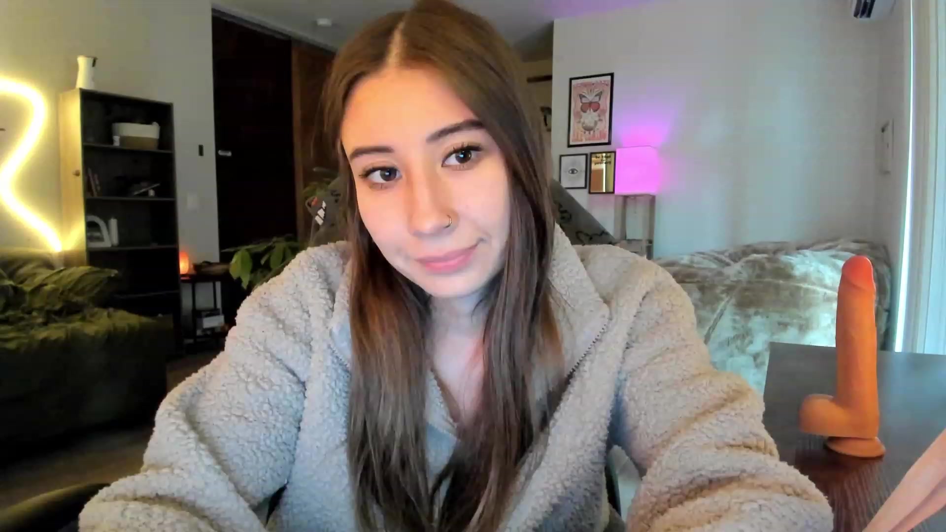 Gallery image thumbnail from lory_babygirl's myfreecams stream on, 11/15/2023, 20:29 image 8 of 20