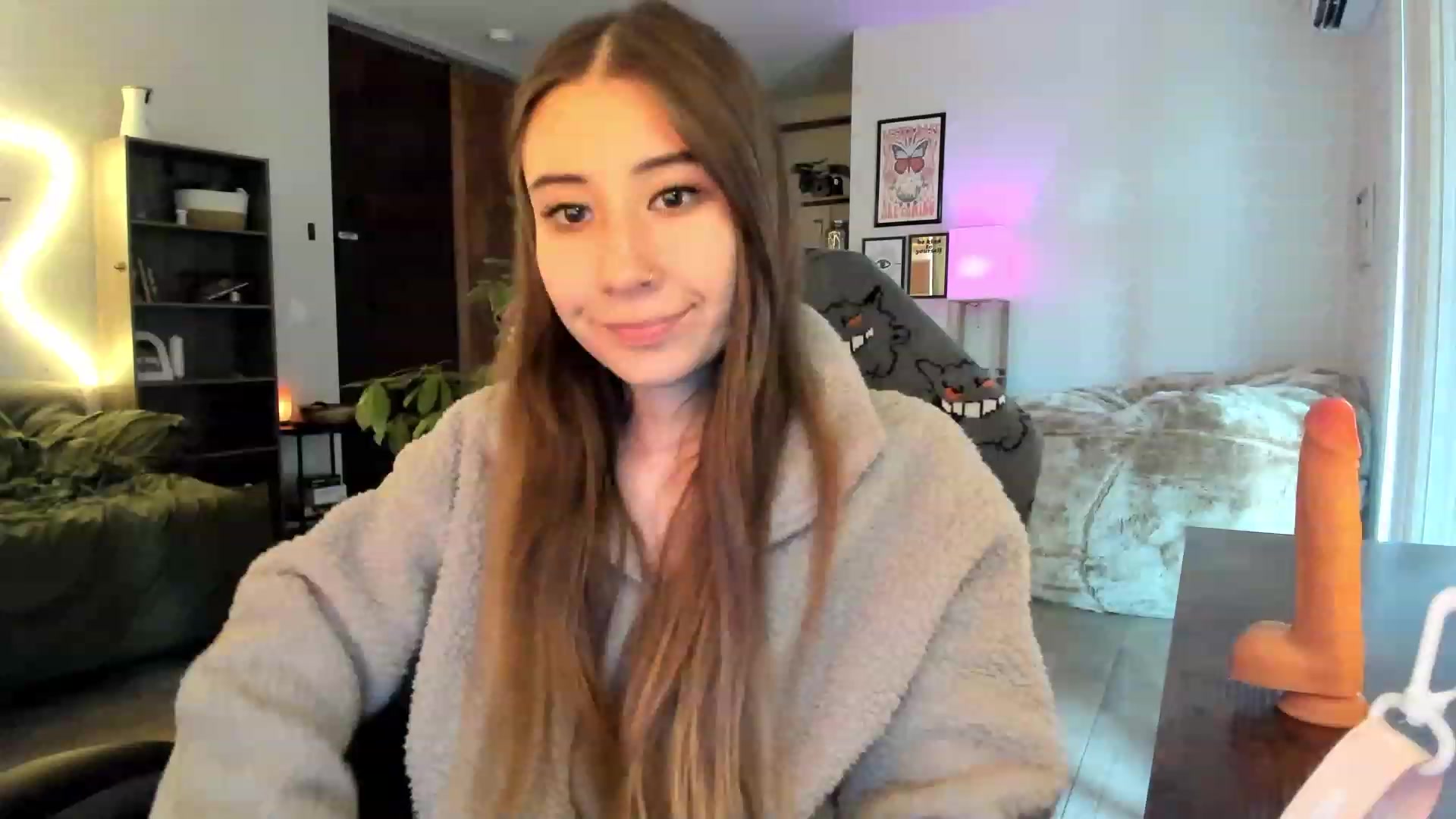 Gallery image thumbnail from lory_babygirl's myfreecams stream on, 11/15/2023, 20:29 image 6 of 20