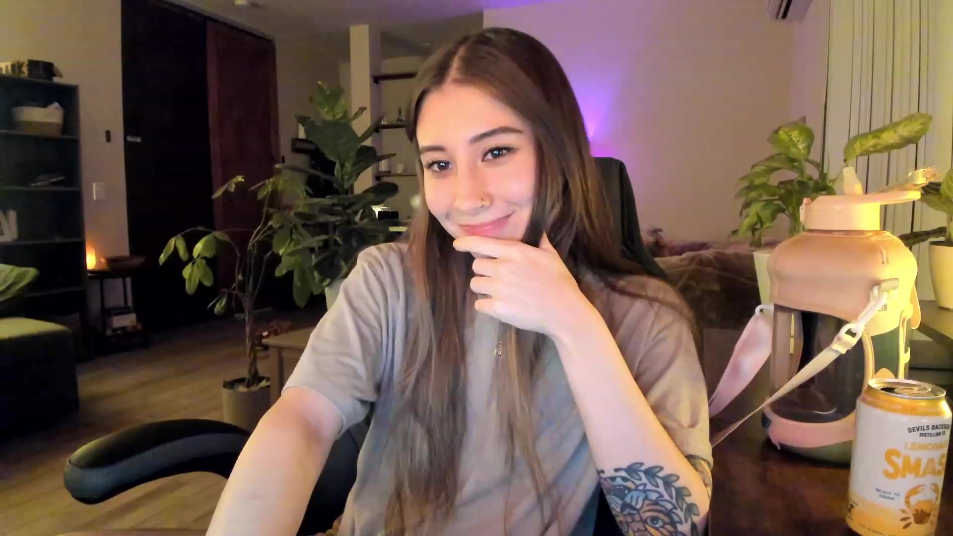 Gallery image thumbnail from lory_babygirl's myfreecams stream on, 11/23/2023, 01:51 image 1 of 20