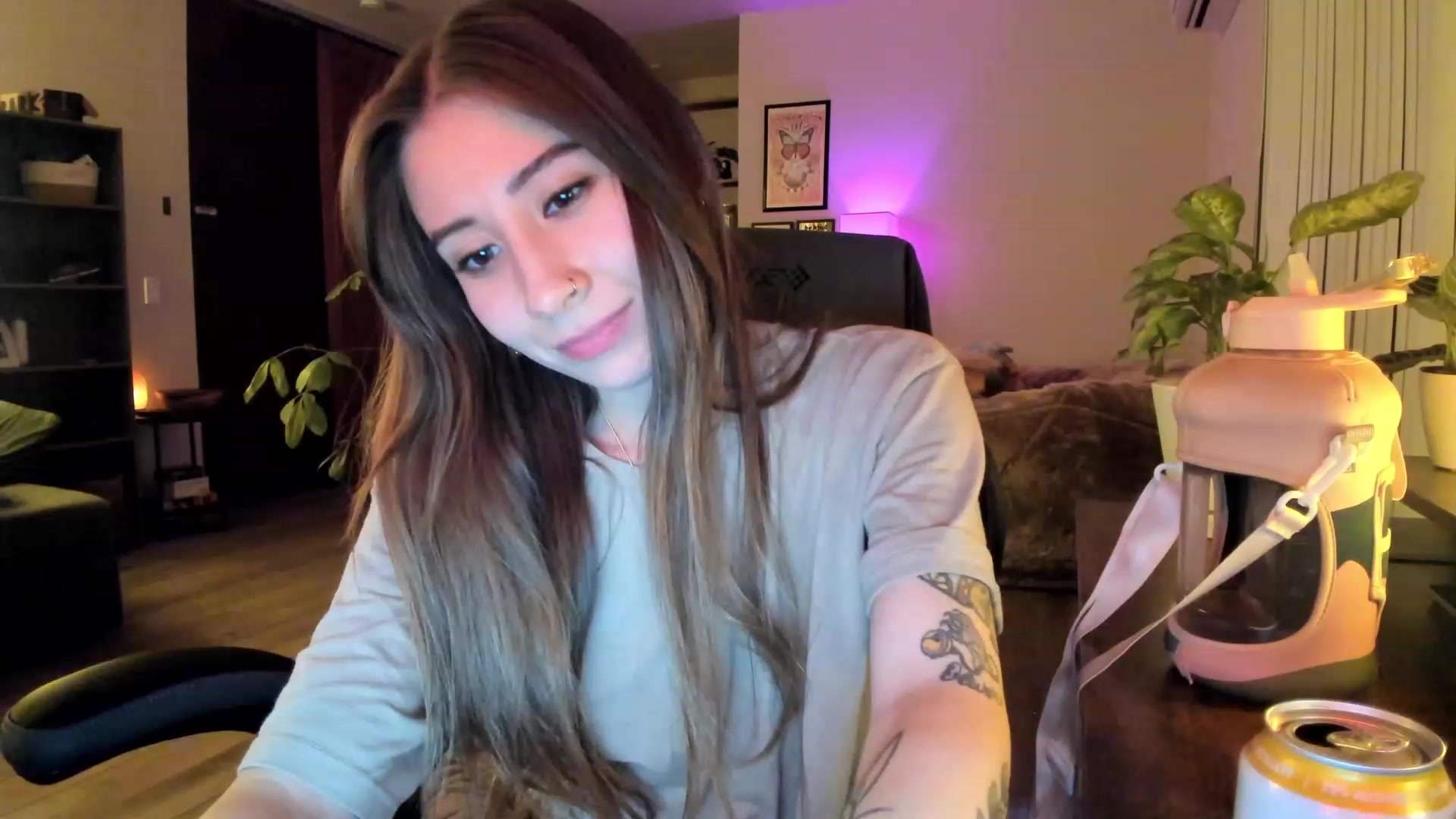 Gallery image thumbnail from lory_babygirl's myfreecams stream on, 11/23/2023, 01:51 image 13 of 20