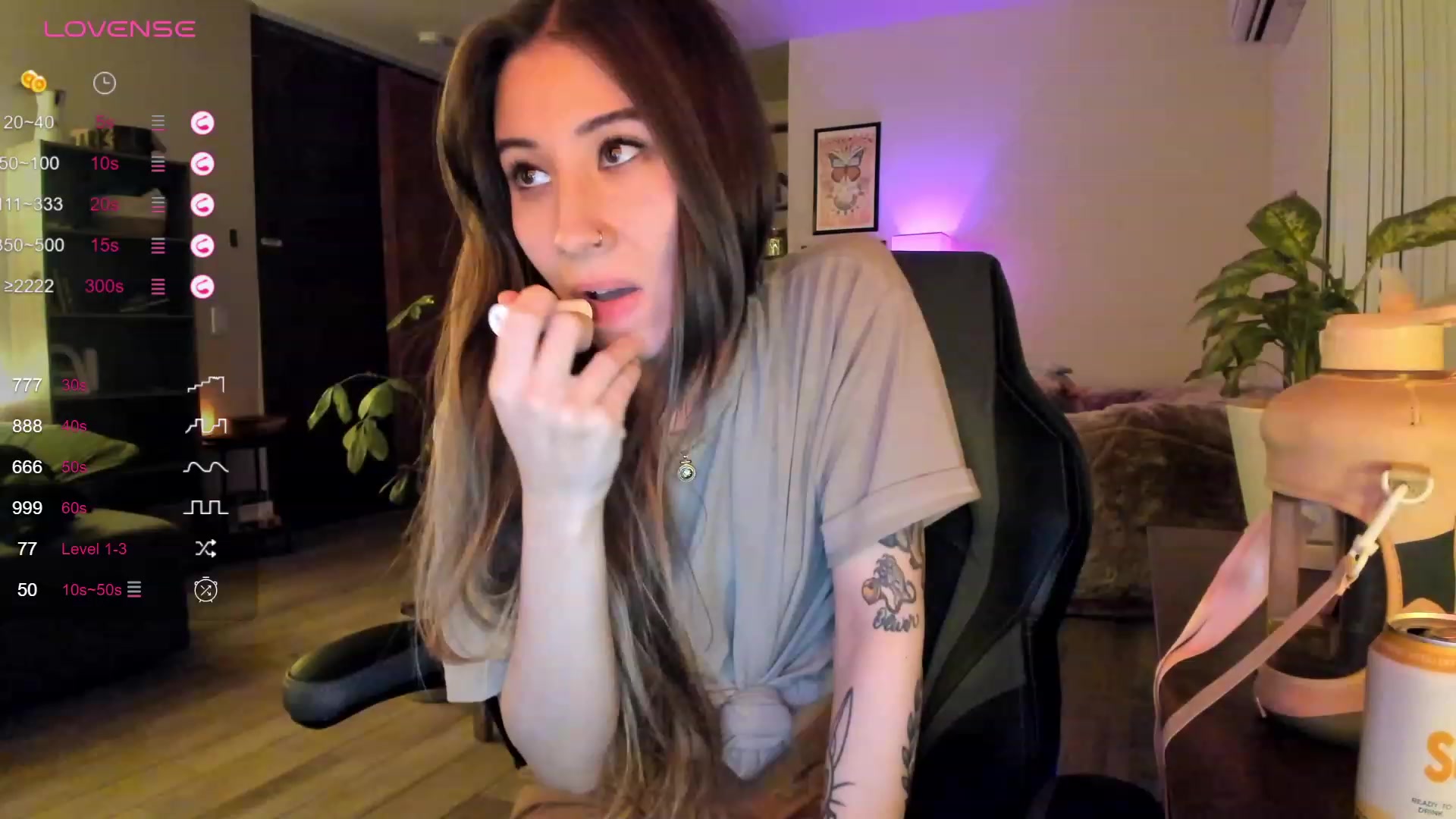 Gallery image thumbnail from lory_babygirl's myfreecams stream on, 11/23/2023, 03:39 image 3 of 20